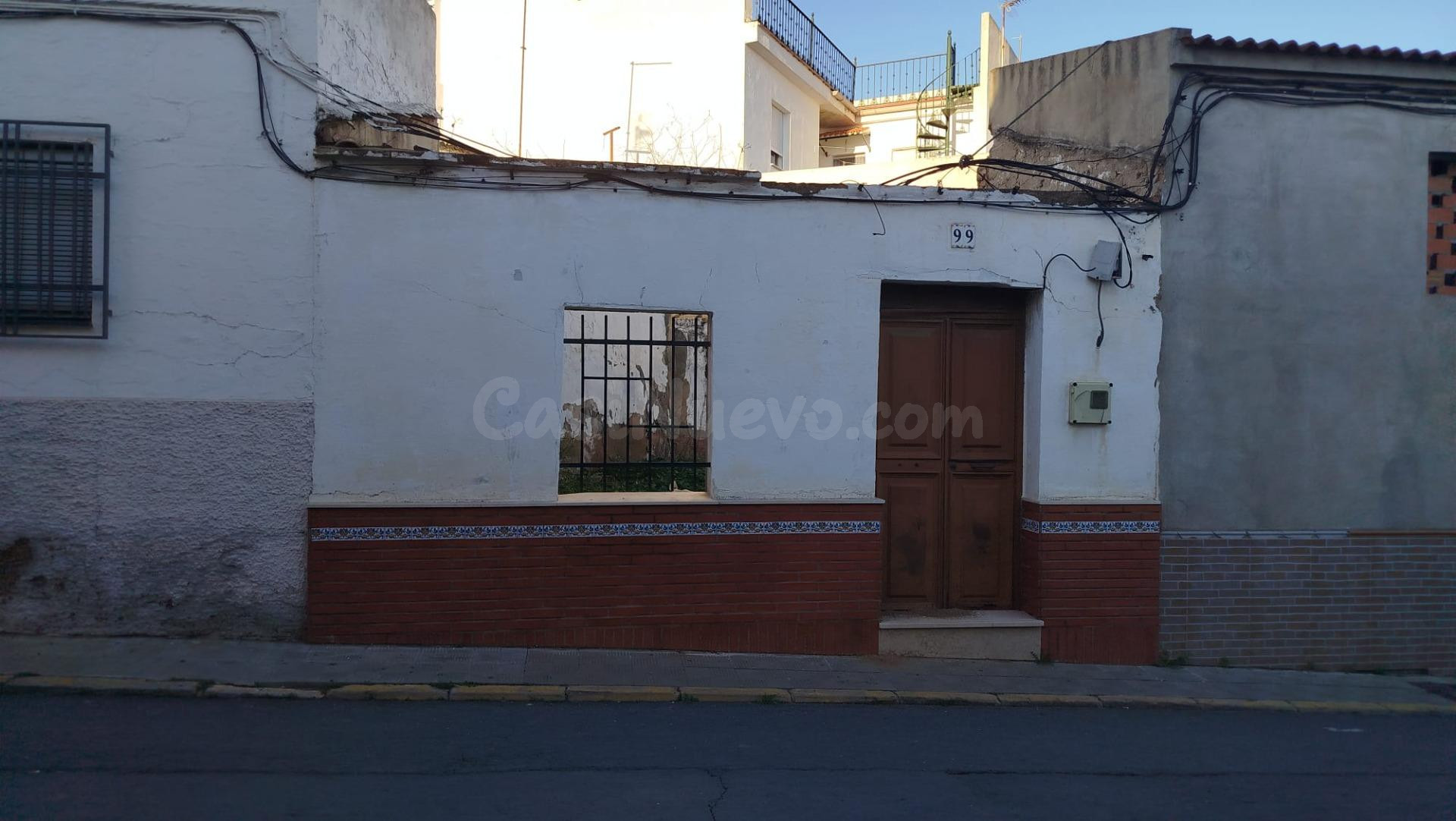 Magnifico solar en el centro de Gibraleón - foto 2