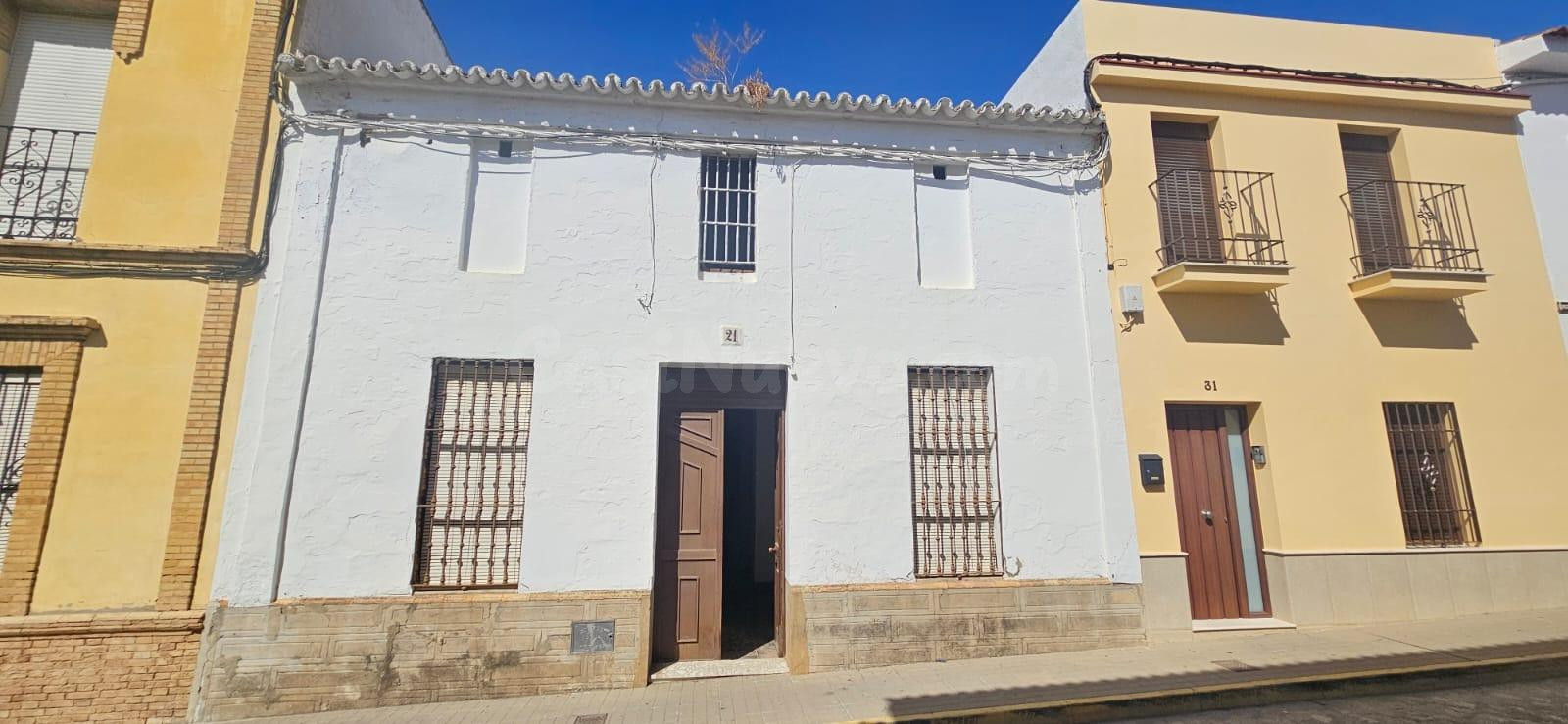 FANTASTICA CASA DE PUEBLO EN CALLE ALONSO EL SABIO, GIBRALEON