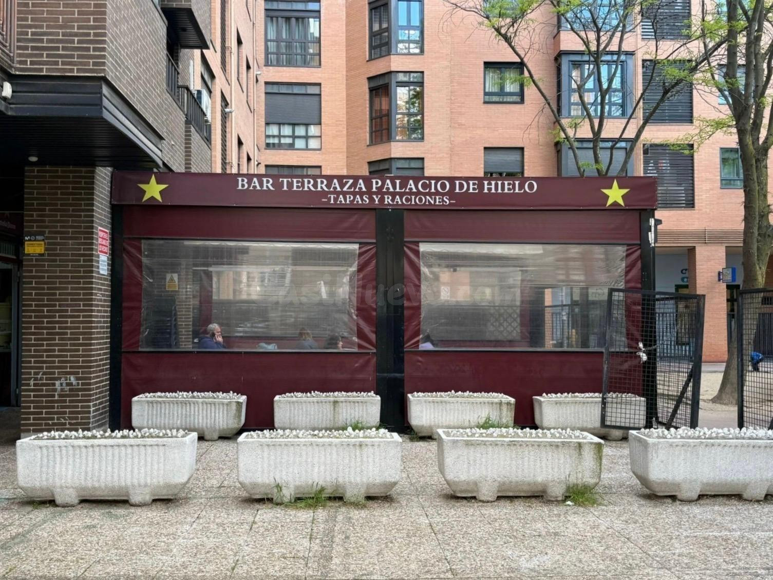 SE VENDE EN EXCLUSIVA RESTAURANTE CON 3 TERRAZAS PALACIO DE HIELO