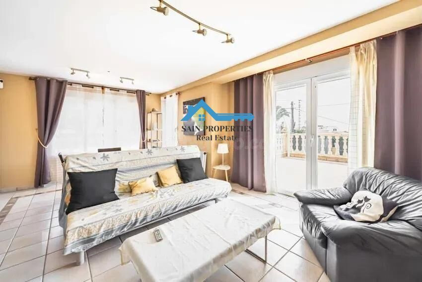Chalet independiente con piscina privada, grandes terrazas y - foto 3