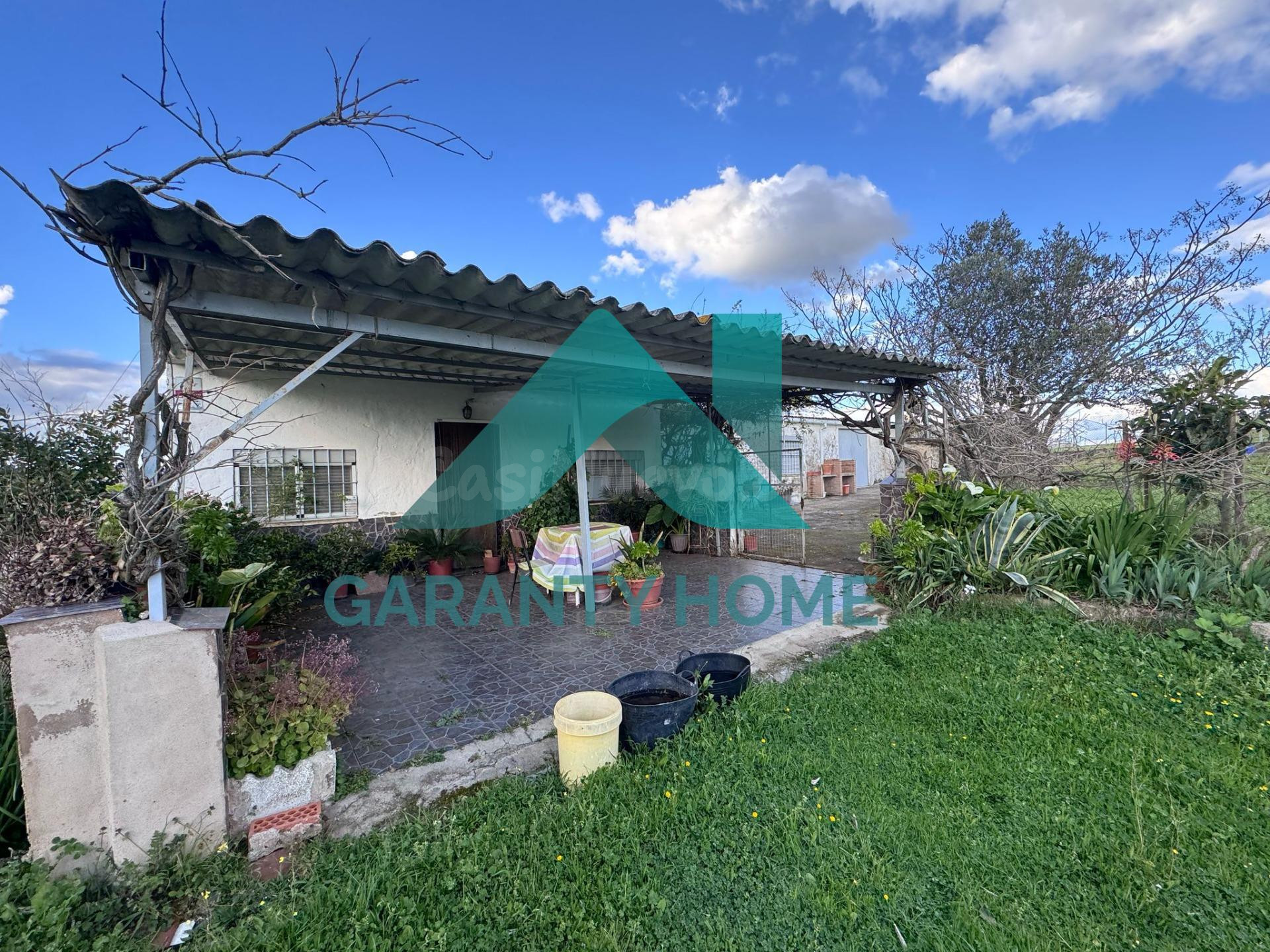 SE VENDE CASA DE CAMPO EN ZONA SUR, CÁCERES