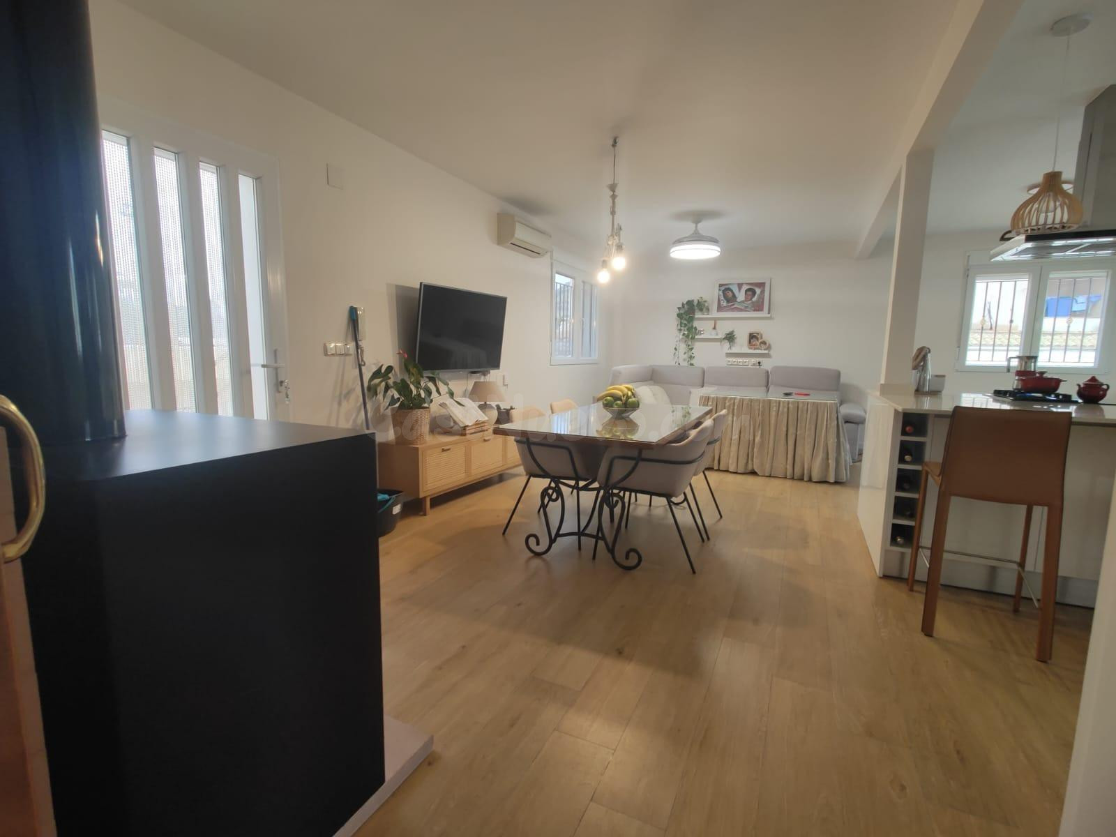 ¡Exclusivo chalet en Archena con espacios únicos para disfru - foto 3