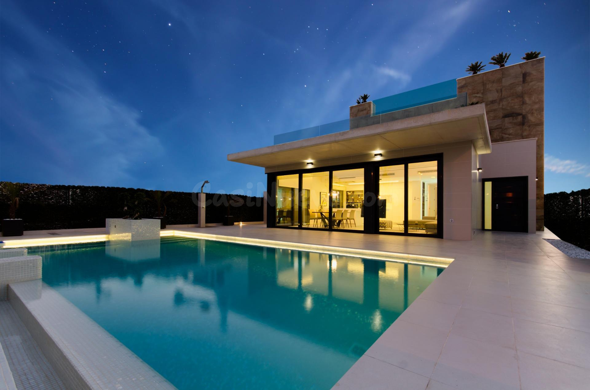 MARAVILLOSA VILLA INDEPENDIENTE CON VISTAS AL MAR