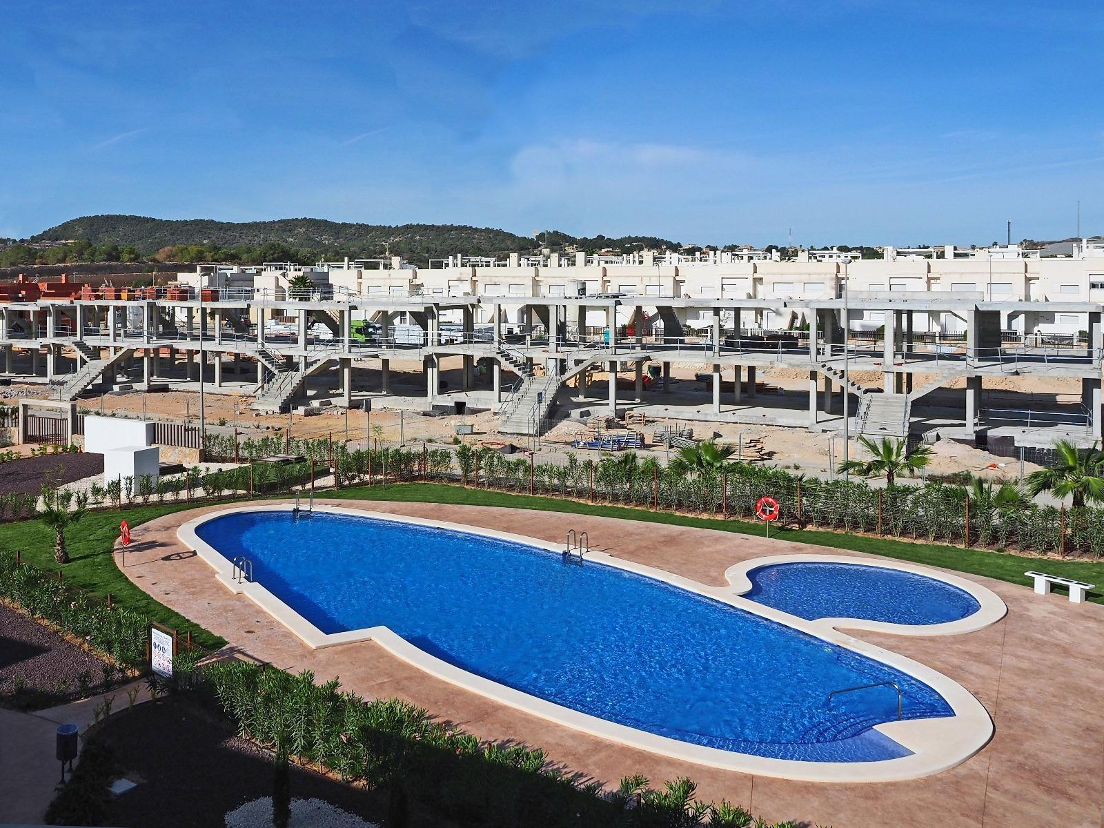 Exclusivo apartamento con gran terraza en Vistabella Golf