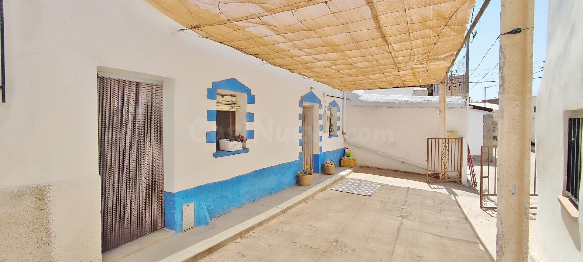 CASA DE PUEBLO EN GACIA ALTO (SORBAS)
