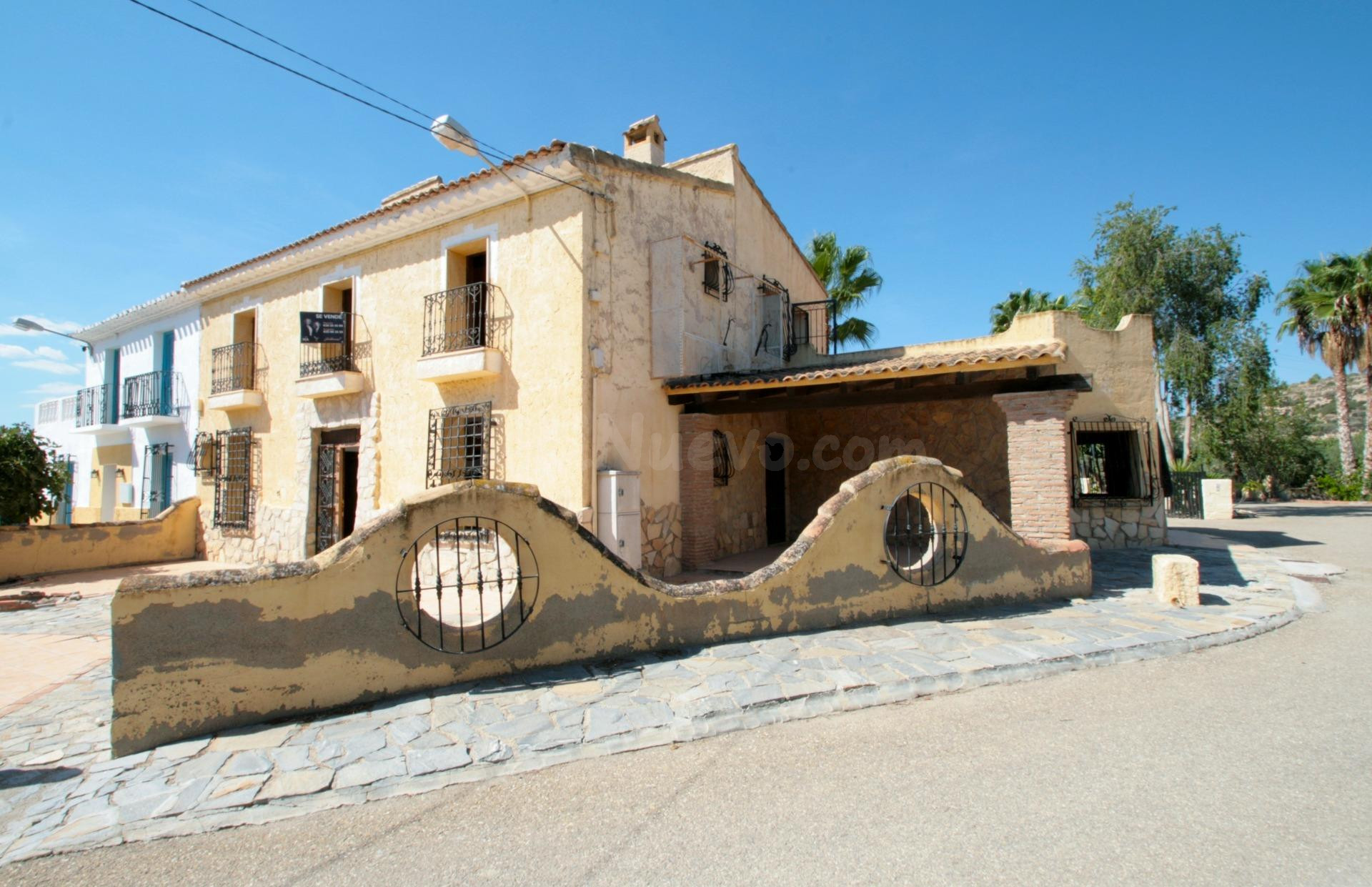 GRAN CASA RURAL EN EL VALLE DEL ALMANZORA - CANTORIA
