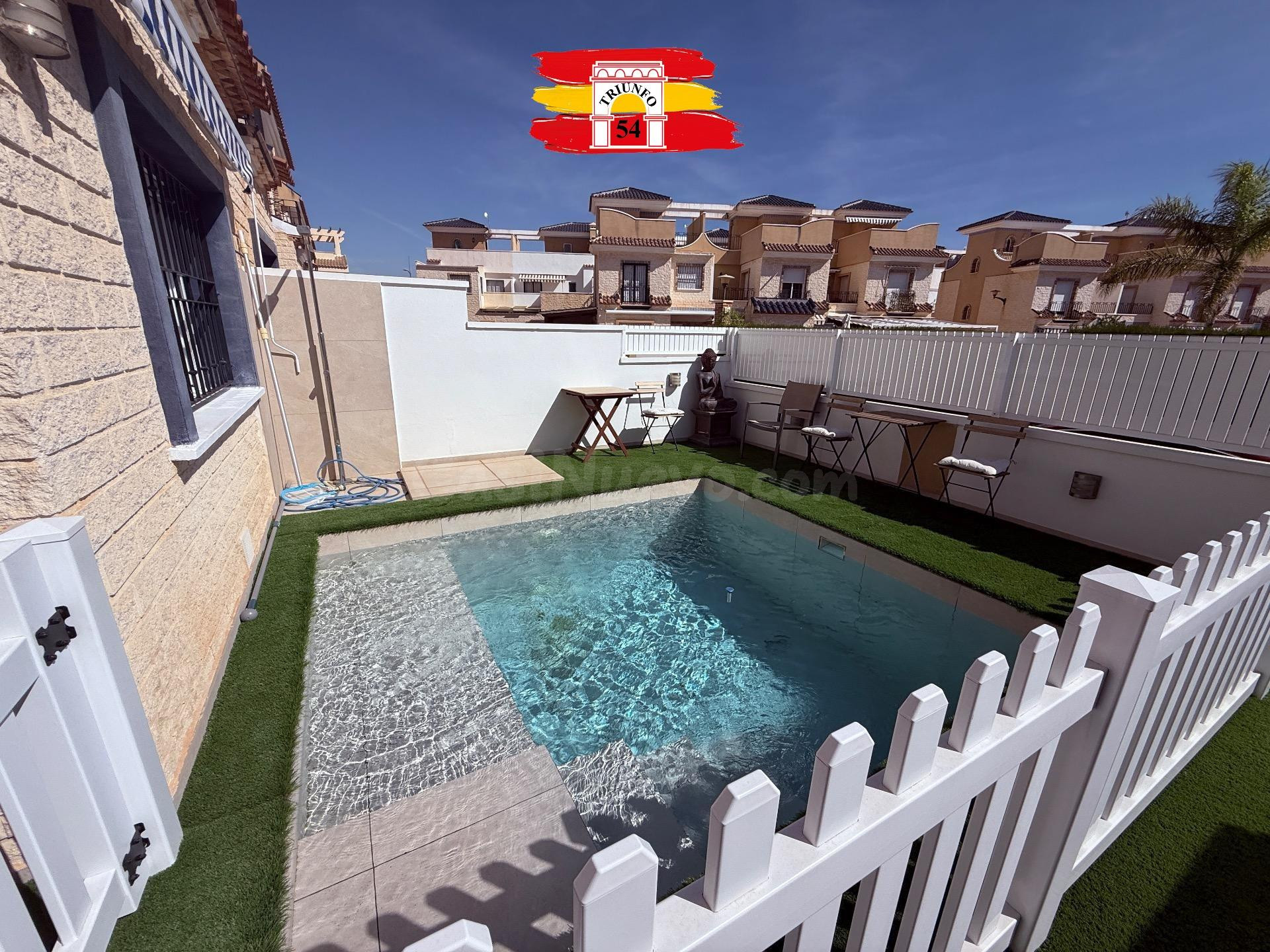 Dúplex con piscina privada Higuericas