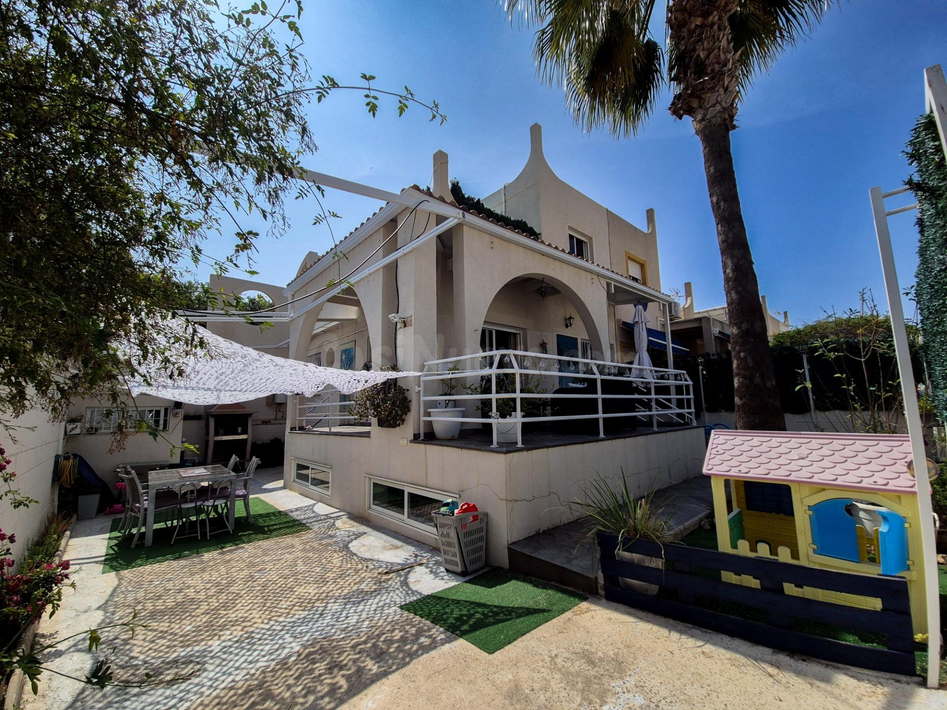 ¡Oportunidad de inversión! Chalet pareado en rentabilidad co - foto 2