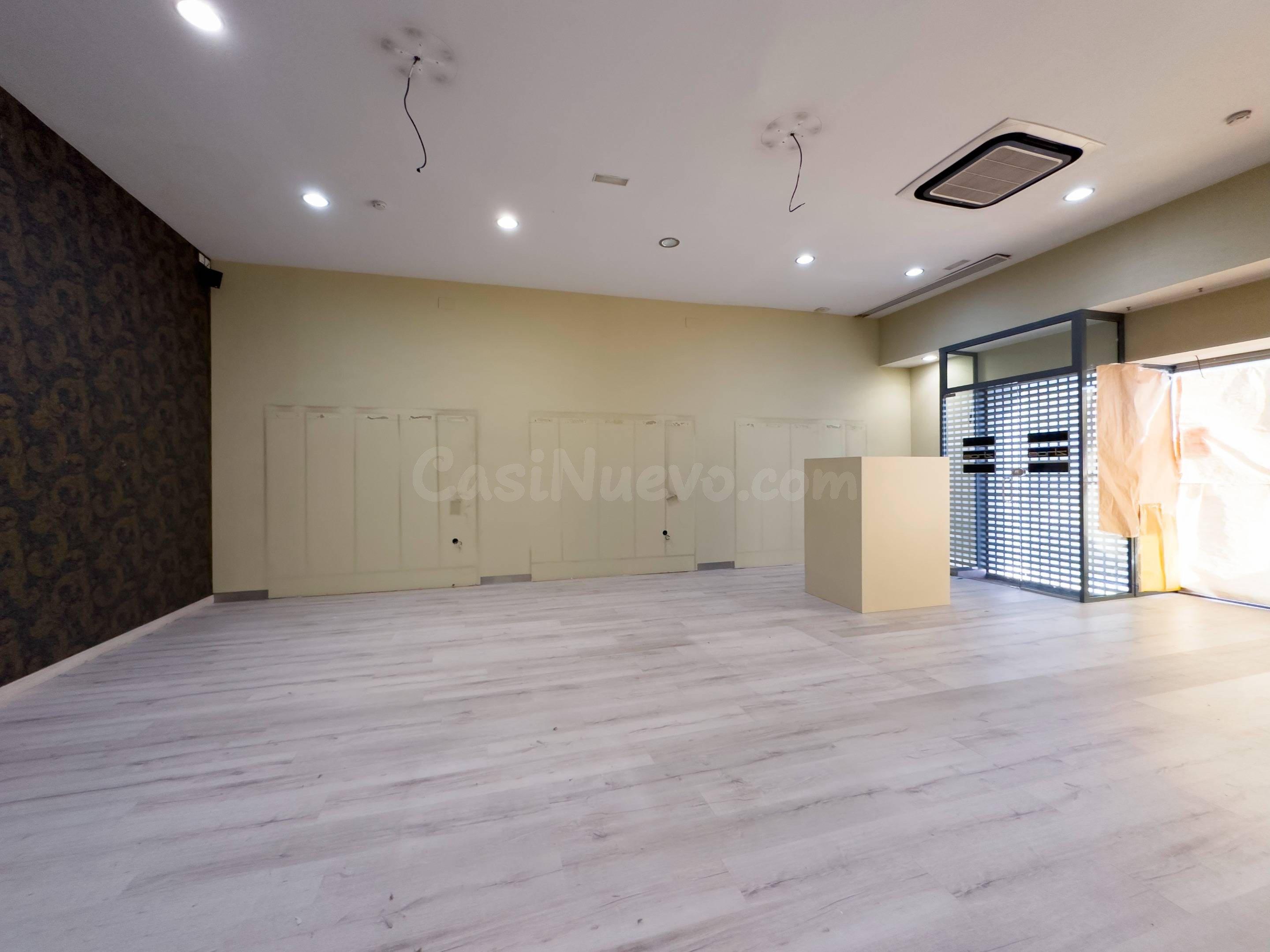Local Comercial en Alquiler en Avenida de A  Coruña - foto 3