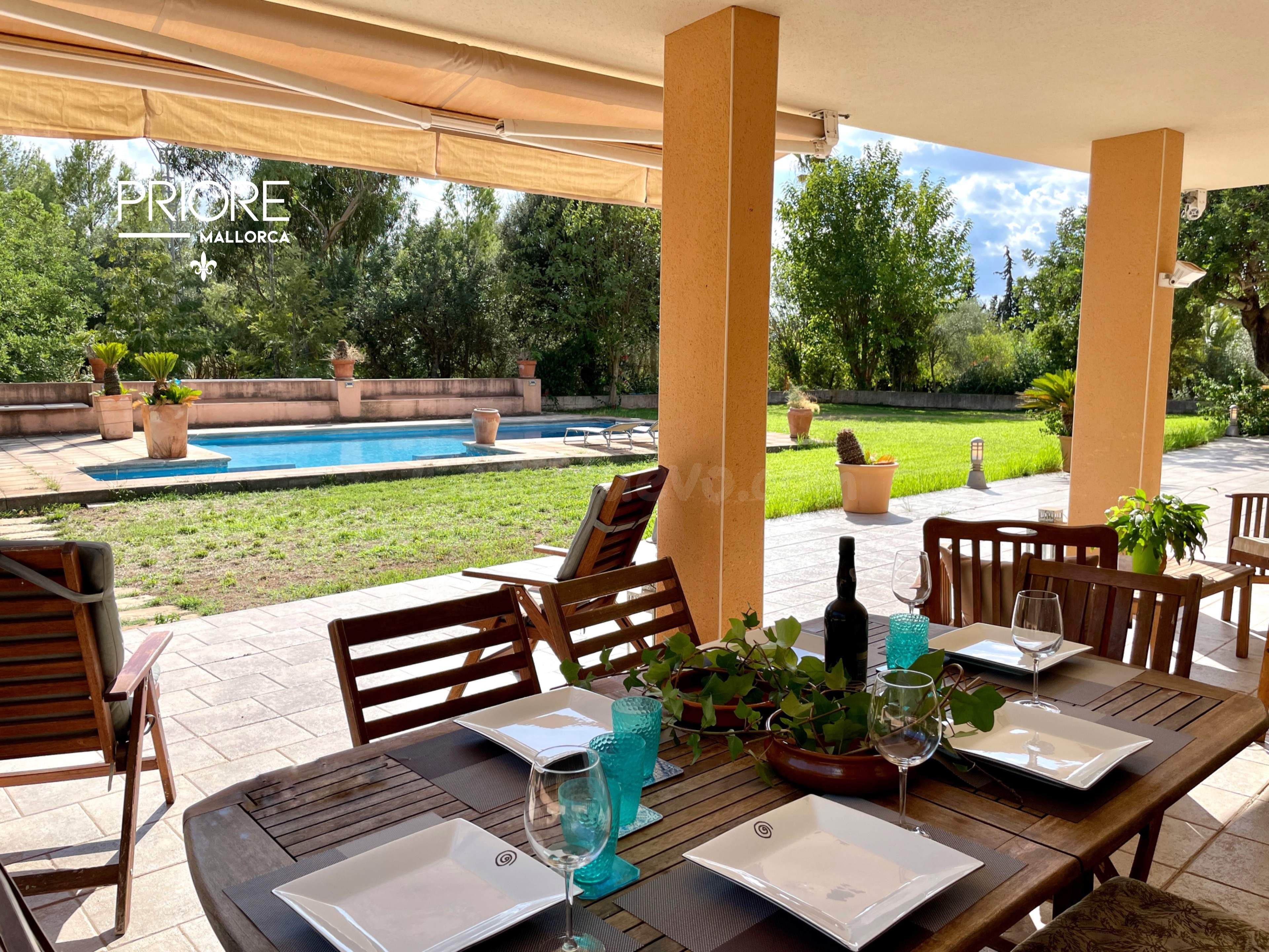 Espaciosa Villa con pista de tenis y piscina privada - foto 5