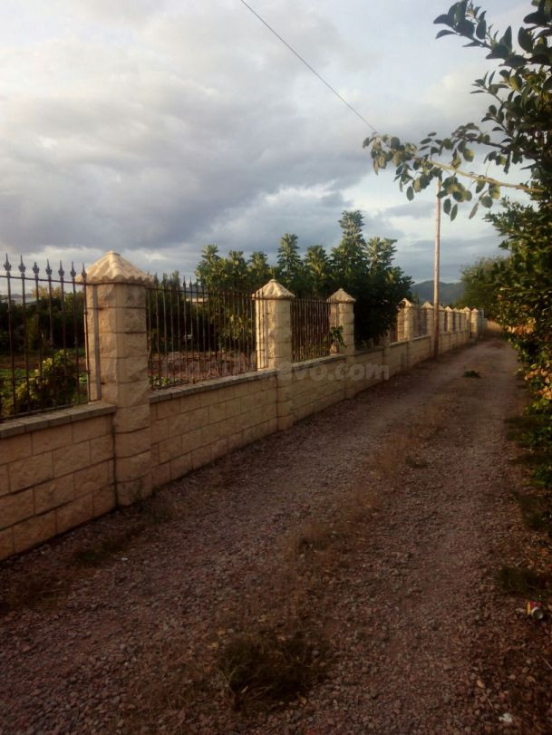 ¡Oportunidad única! Chalet independiente en construcción sobre parcela de 5.000 m2
