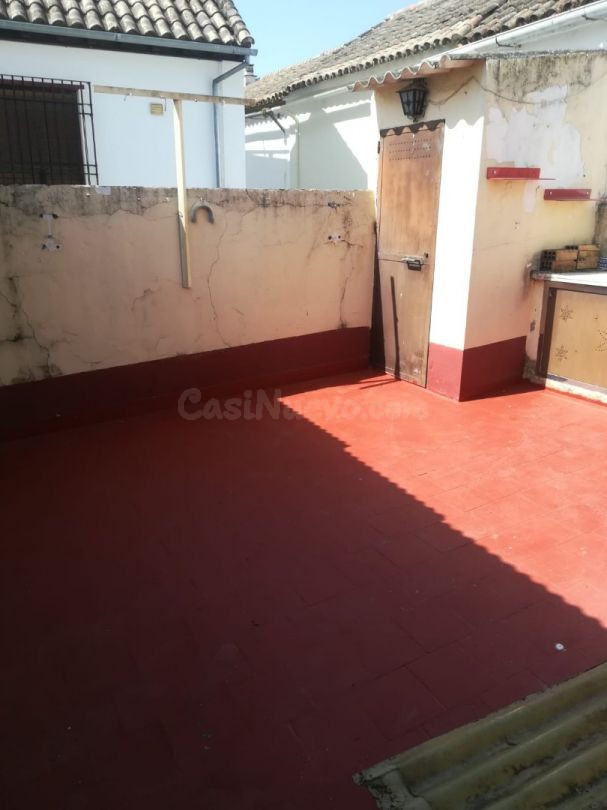 CASA EN ZONA DE LA RIBERA