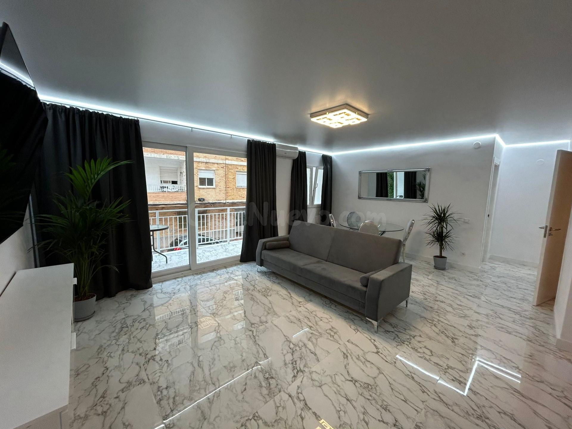 APARTAMENTO REFORMADO EN PLAYA DEL CURA DE 2 DORMITORIOS 1 BAÑO EN TORREVIEJA.