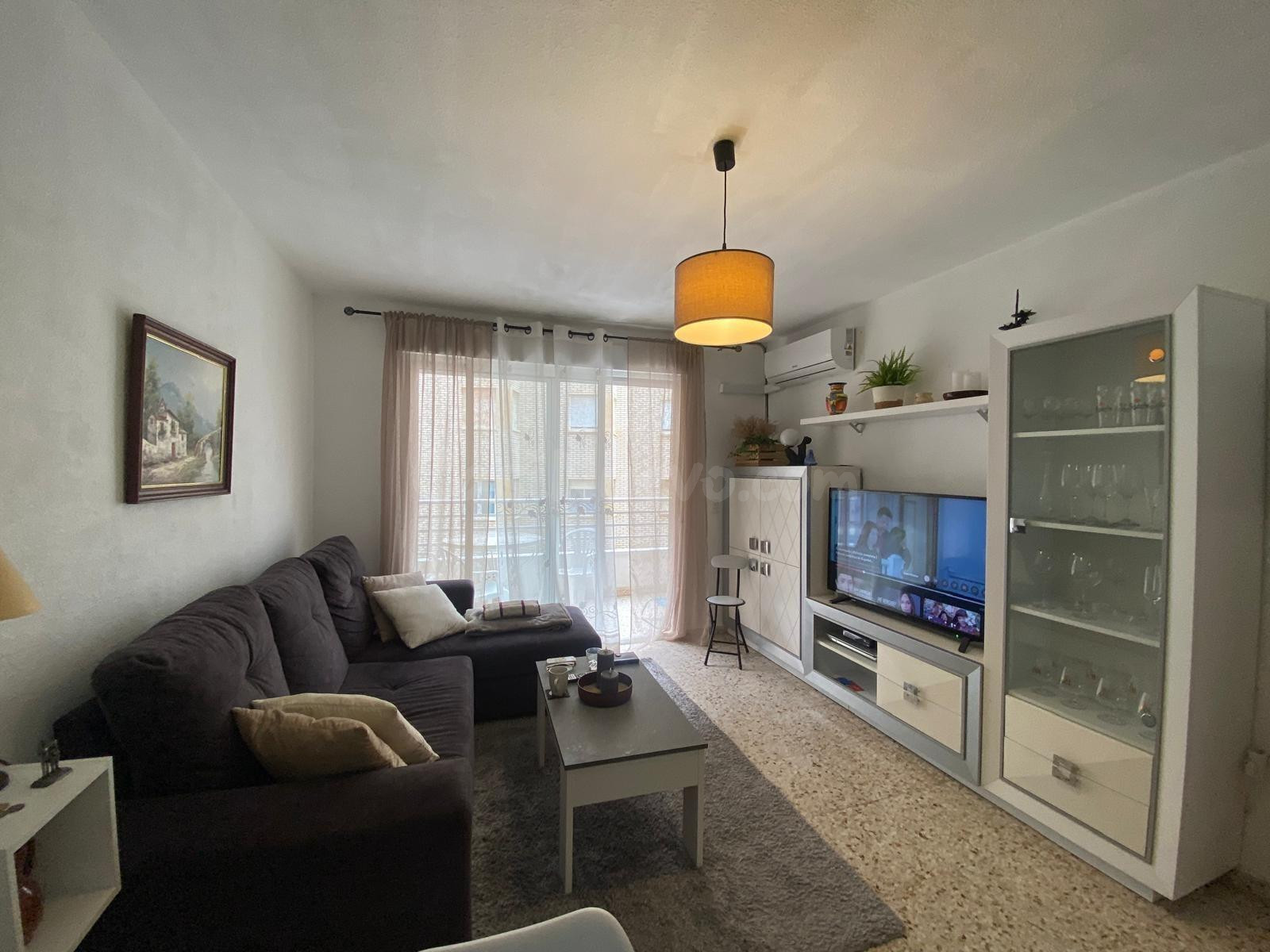 APARTAMENTO DE 2 DORMITORIOS 2 BAÑOS EN TORREVIEJA ( ALICANTE )