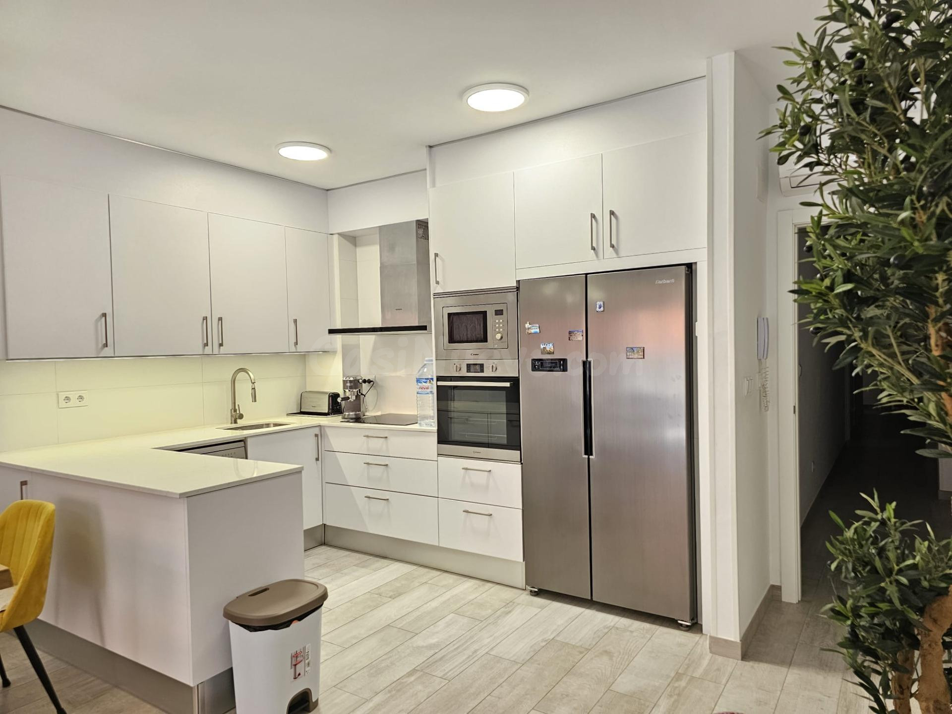APARTAMENTO EN TORREVIEJA DE 3 DORMITORIOS 2 BAÑOS