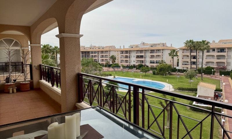 ATICO EN PLAYA FLAMENCA DE 3 DORMITORIOS 2 BAÑOS