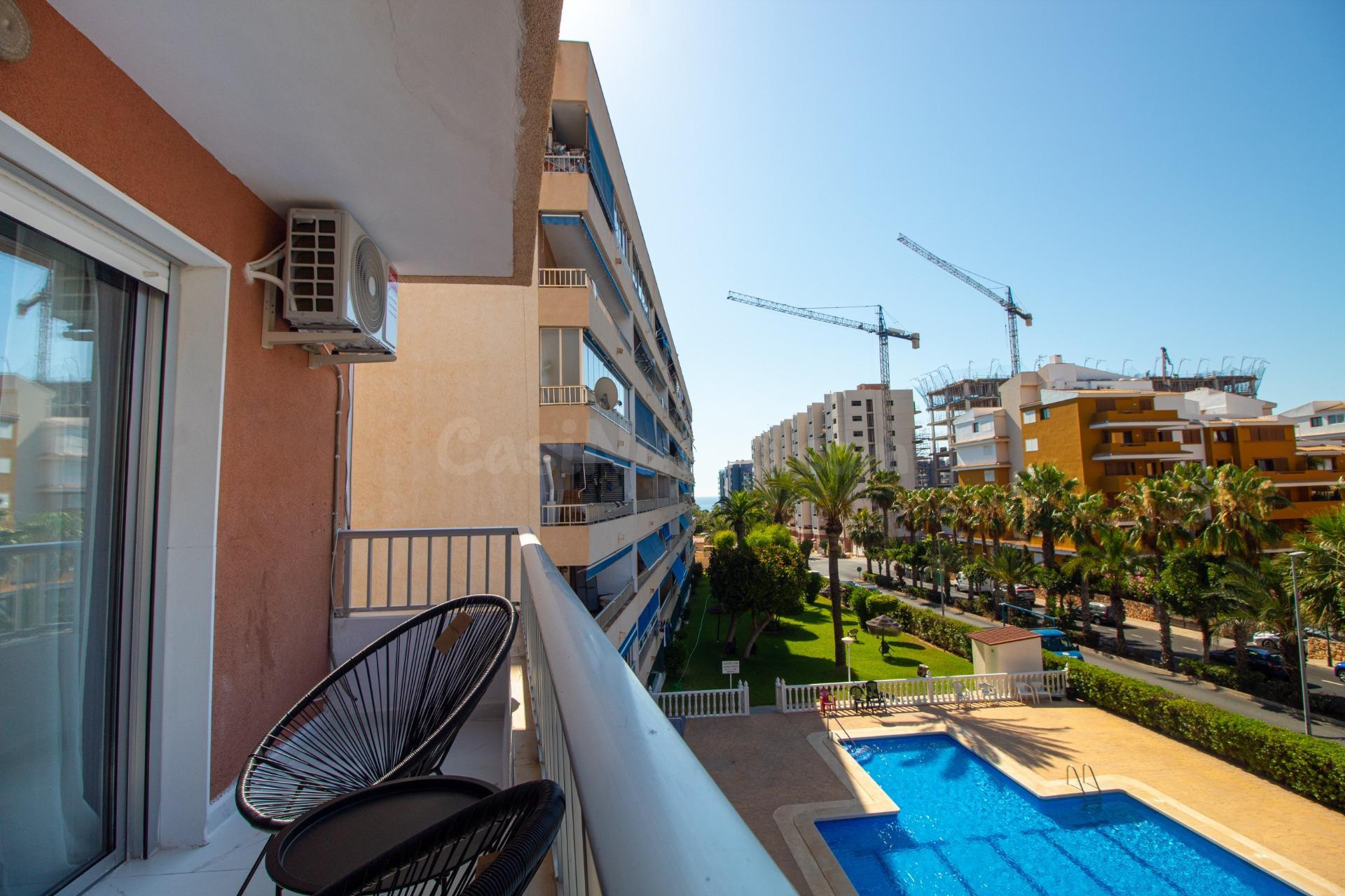APARTAMENTO DE 1 DORMITORIO 1 BAÑO EN PUNTA PRIMA (ORIHUELA COSTA)