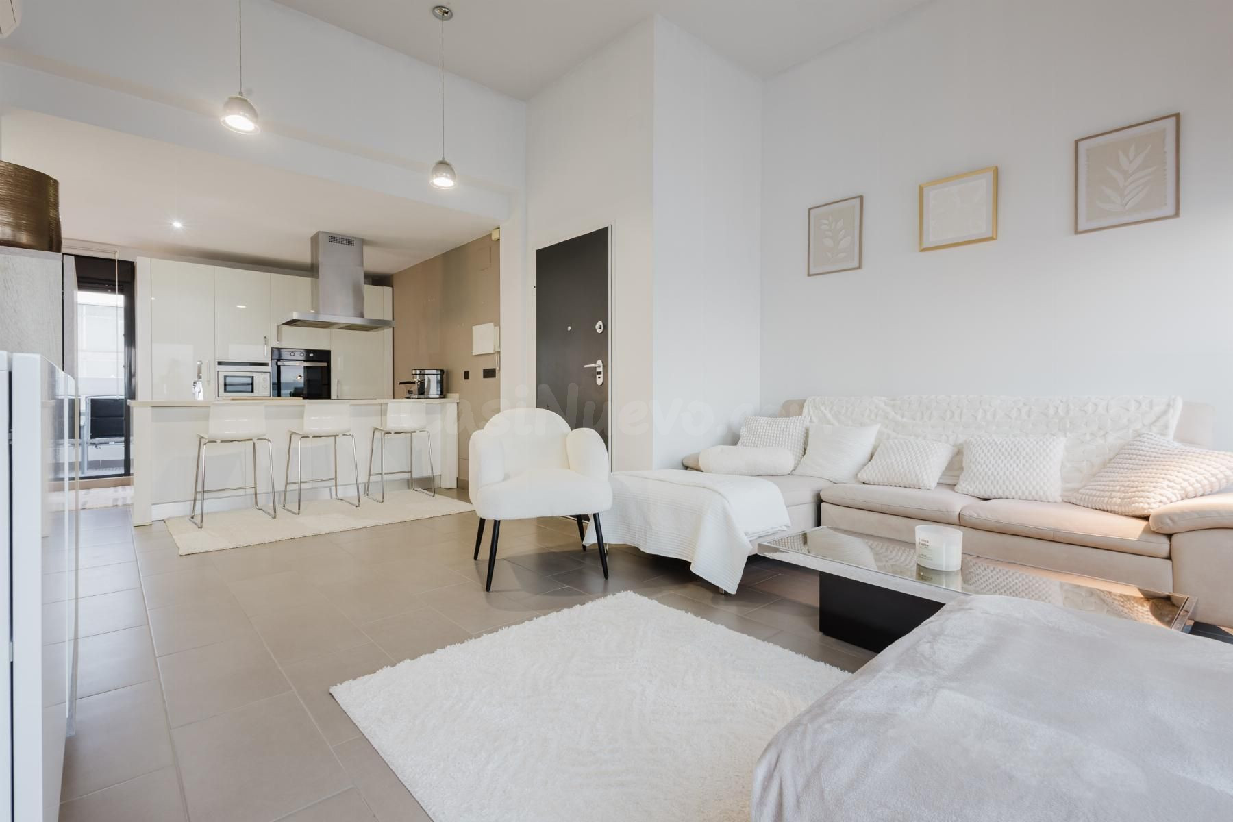 Apaeramento de 2 dormitorios 1 baño en Orihuela costa ¡Tu Penthouse de Ensueño en La Rambla te Espera! 🌅🏡