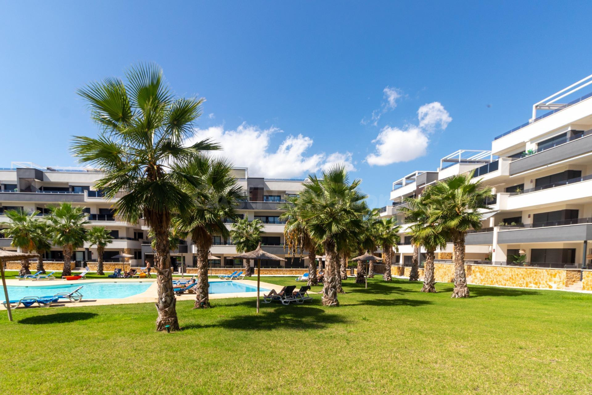 Tu Refugio en el Paraíso: Apartamento Nuevo en Orihuela Costa 🌞🏖️