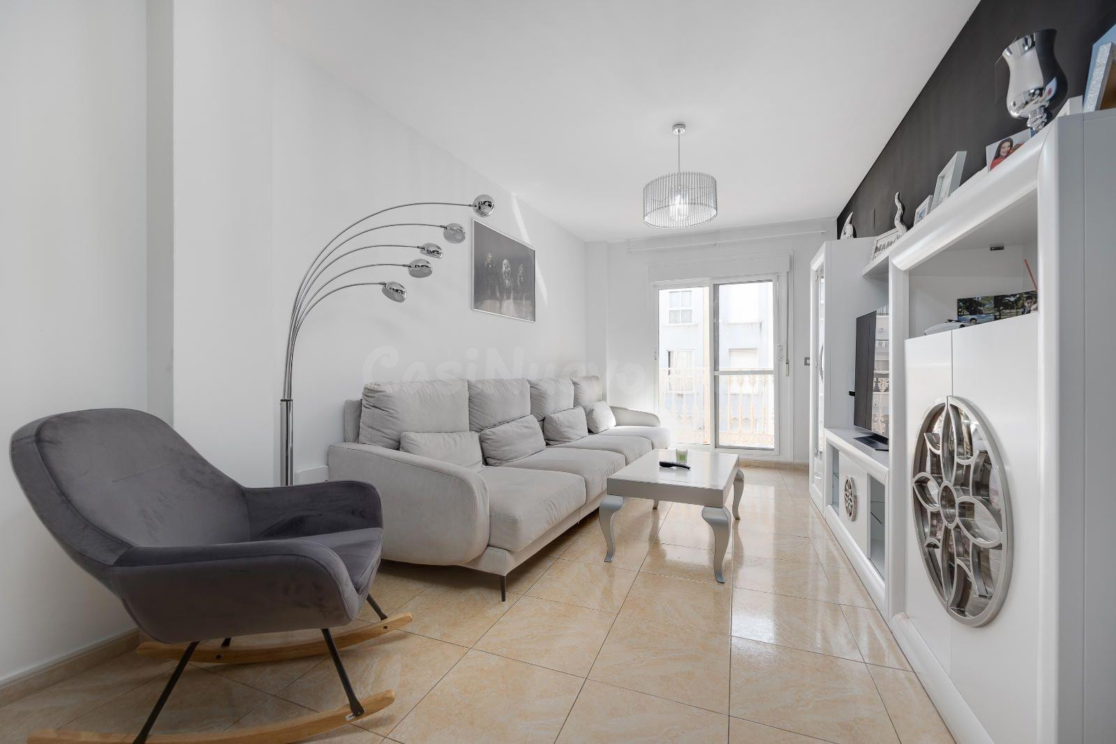 APARTAMENTO DE 3 DORMITORIOS 2 BAÑOS EN TORREVIEJA