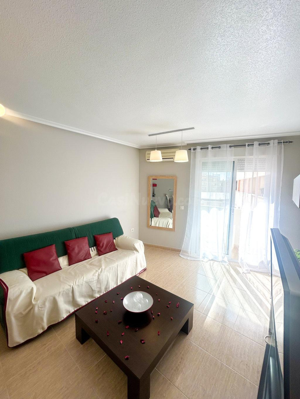 ¡Tu hogar ideal en el corazón de Torrevieja! 🏡✨