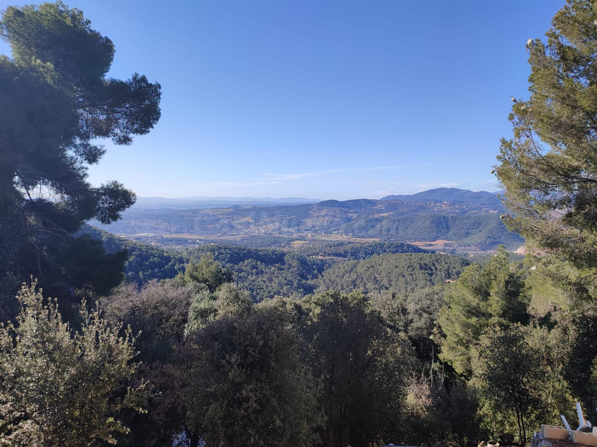 Parcela en venta en el Serrat de L` atmella del valles