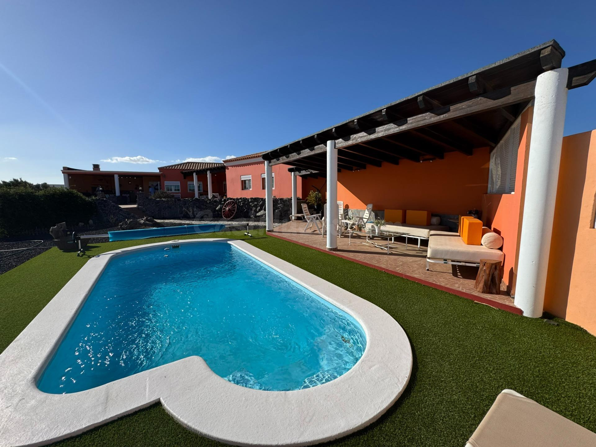 VENTA CHALET UNIFAMILIAR EN TUINEJE