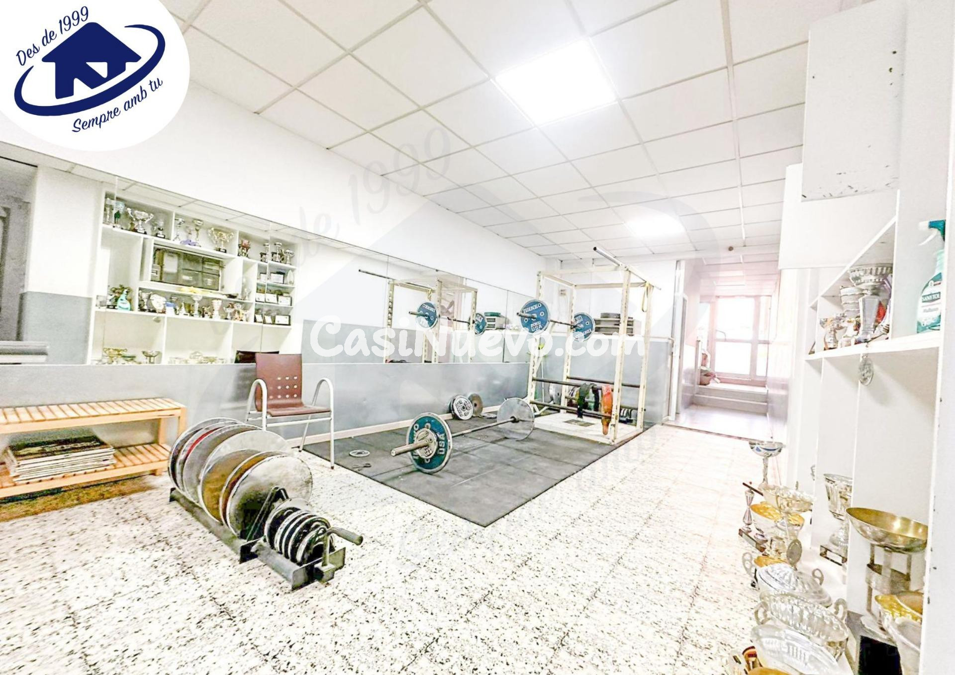 LOCAL COMERCIAL de 334 metros en PASEO DOCTOR MORAGAS (JUNTO AYUNTAMIENTO)