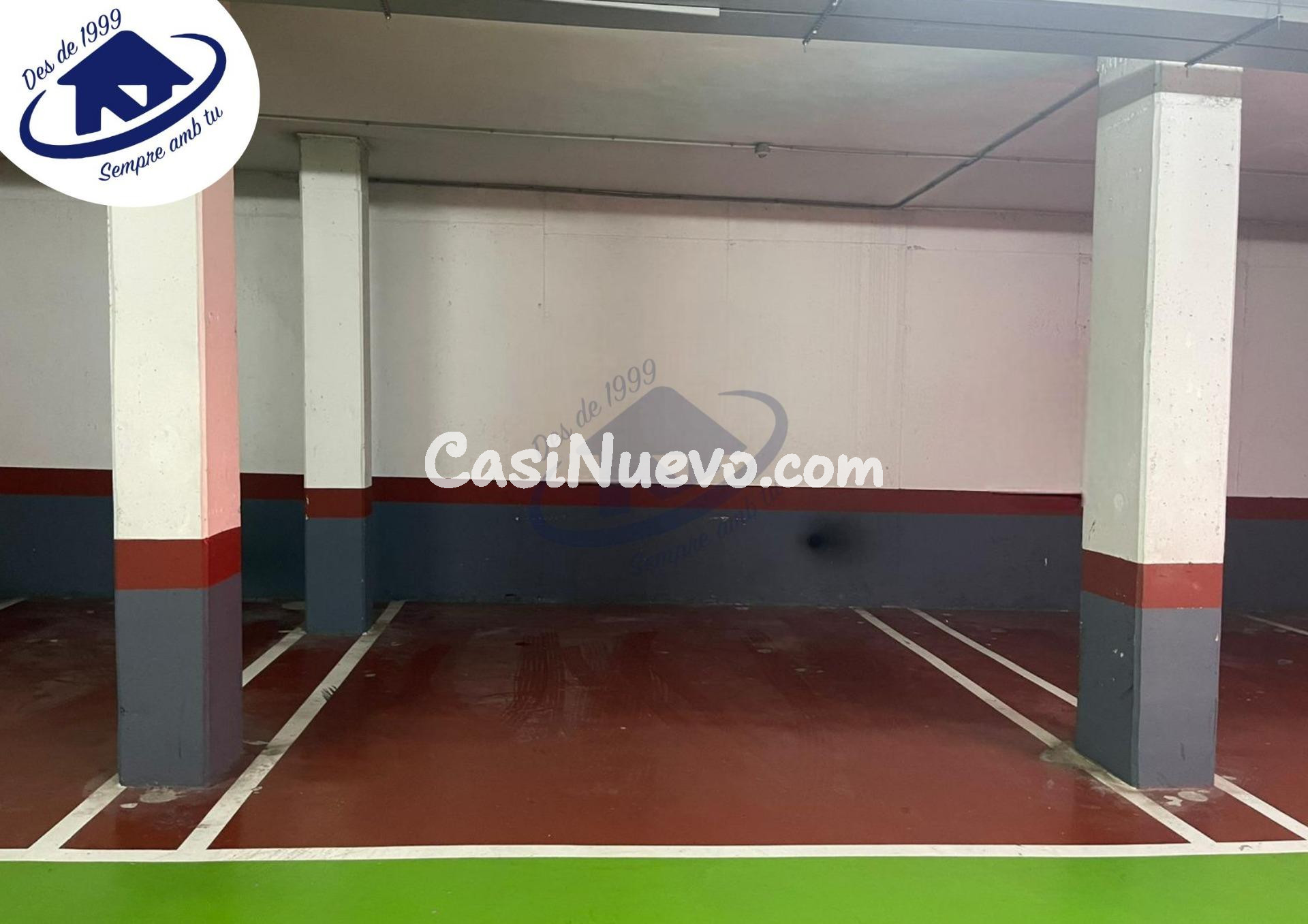 AMPLIA PLAZA DE APARCAMIENTO EN CALLE MONTURIOL PRÓXIMA AL CENTRO
