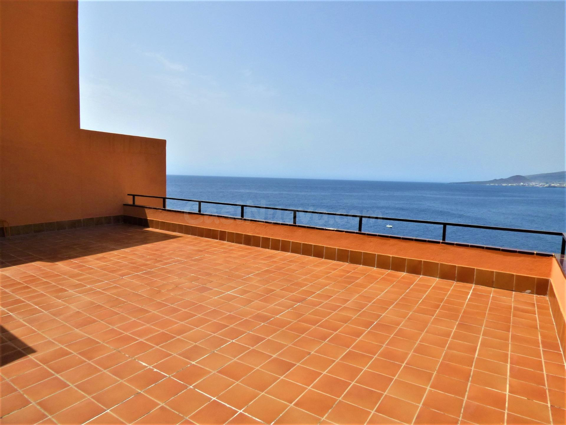 Apartamento 3 dormitorios y terraza con vistas al mar en Tab - foto 5