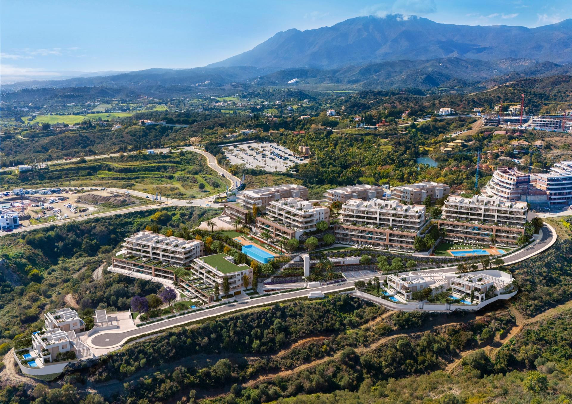 Apartamento de 3 dormitorios con vistas al mar en Estepona