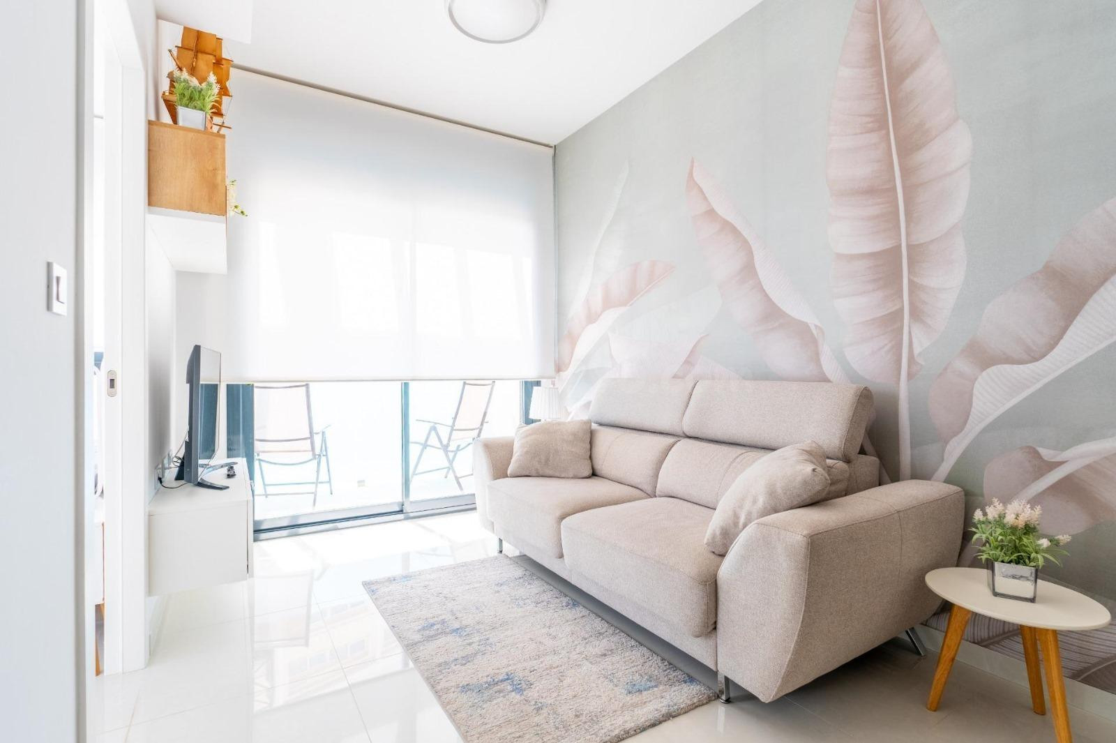 NUEVO MODERNO APARTAMENTO CON 2 TERRAZAS! 2 DORM! PISCINA COMUNITARIA