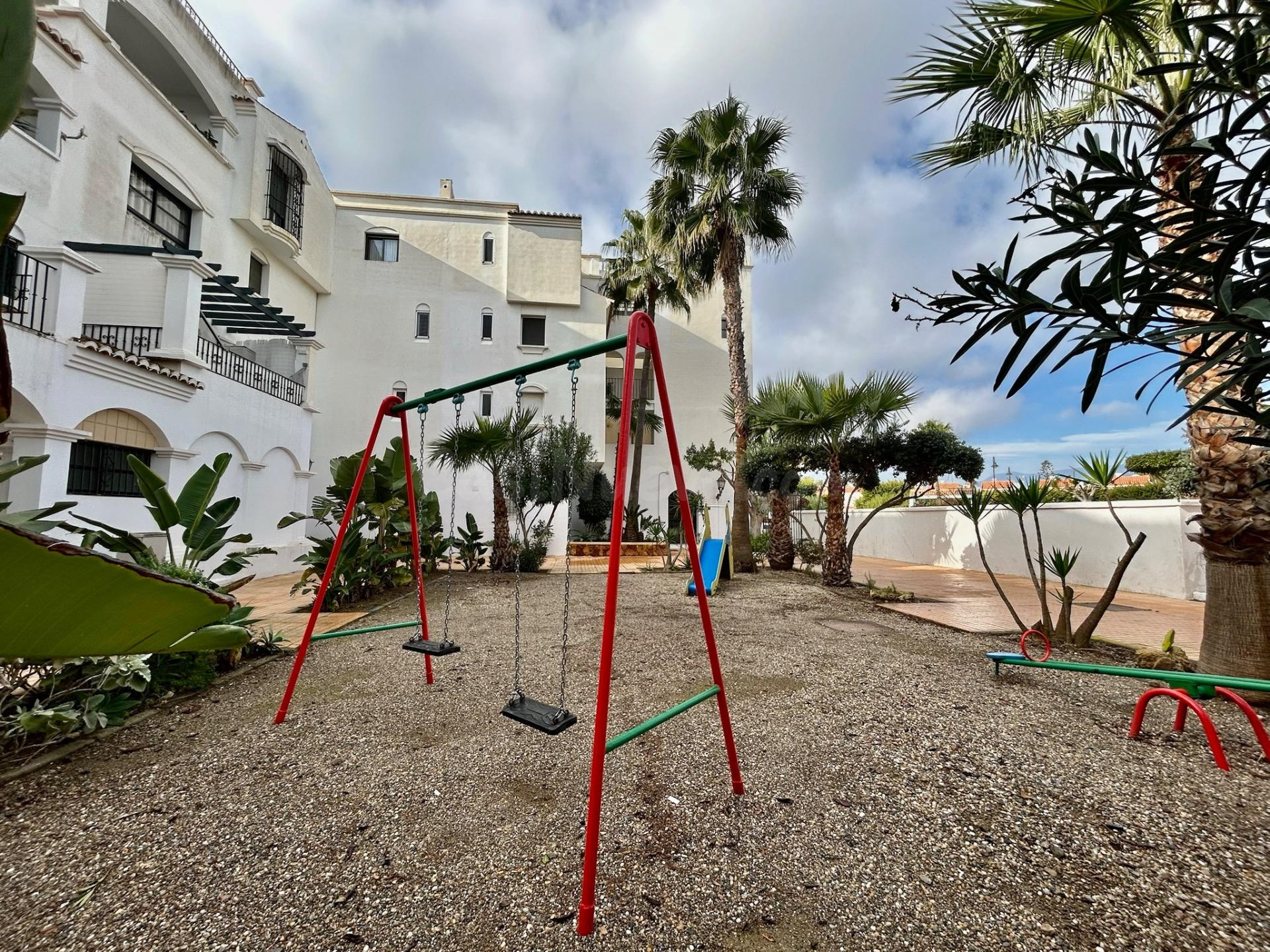 Exclusivo ático dúplex con solárium y vistas al mar en la Ur - foto 5