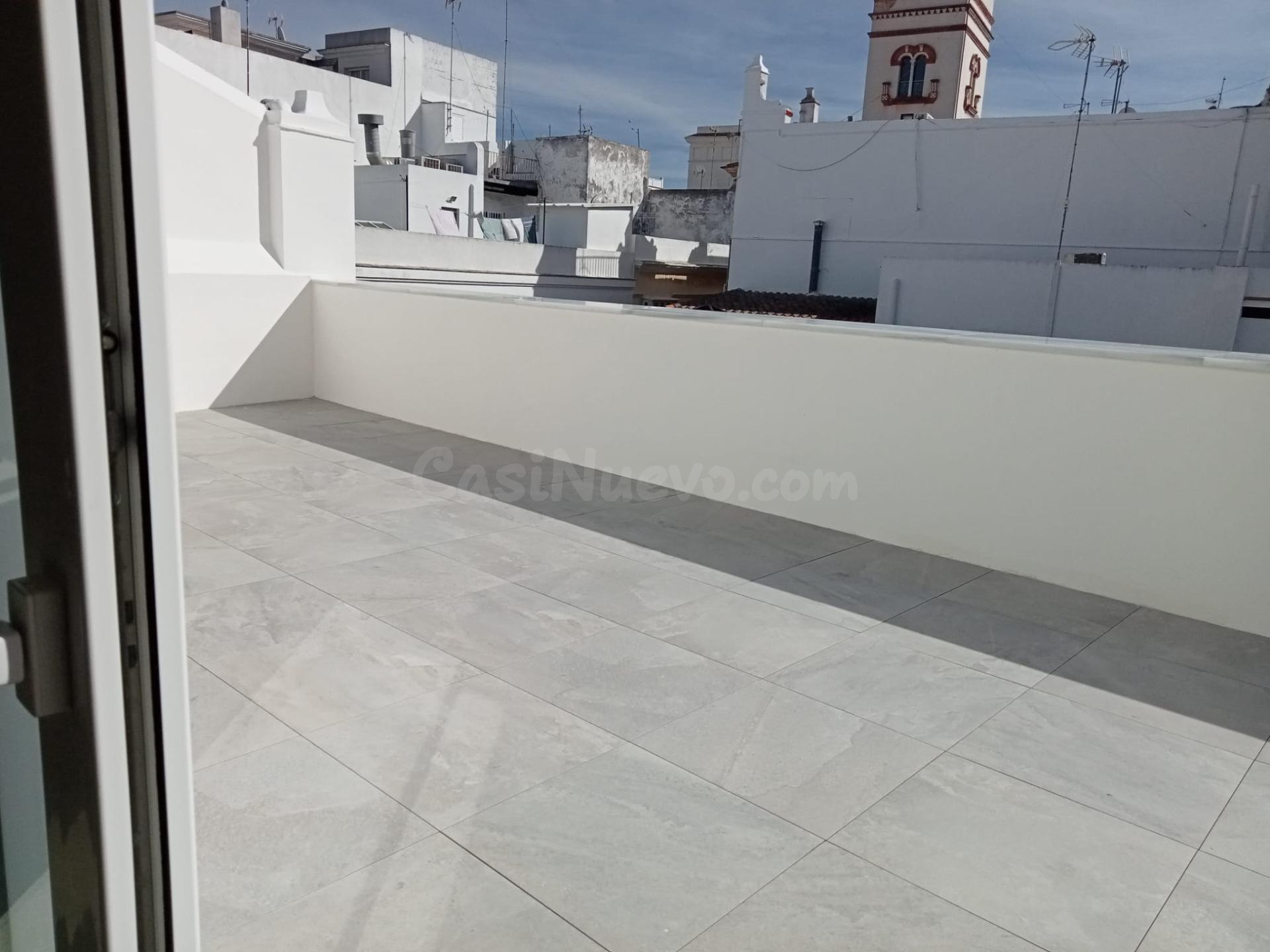 VENTA ESTUDIO EN PLANTA ATICO CADIZ CENTRO (OBRA NUEVA) - foto 4