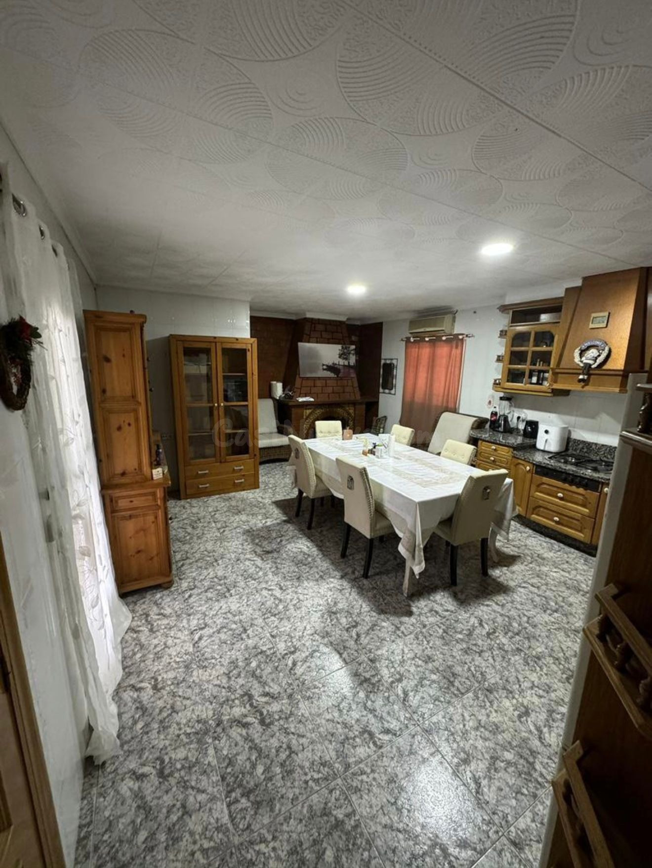 Espaciosa casa adosada de 3 dormitorios con garaje y patio | - foto 4