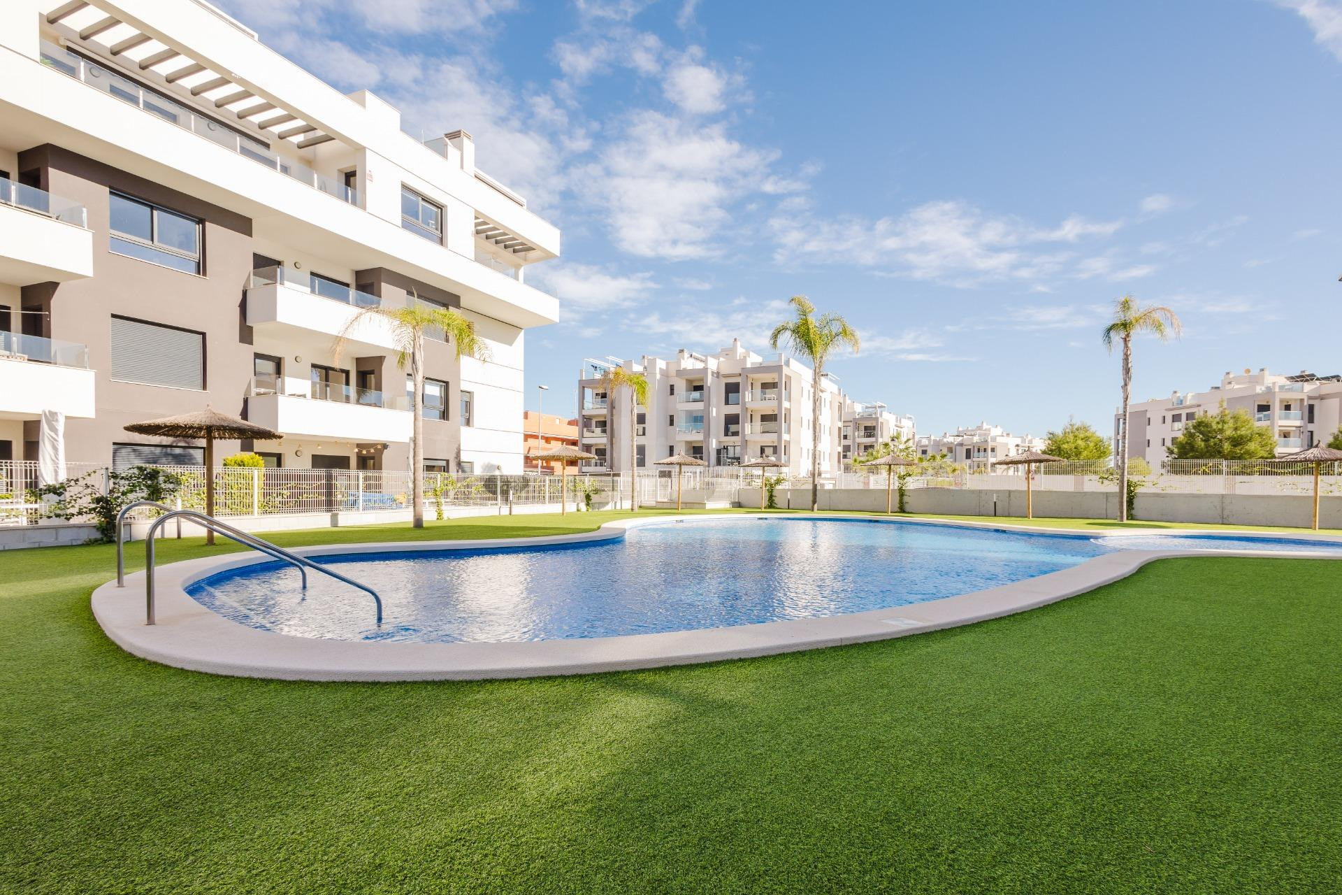 Moderno Apartamento en Orihuela Costa con Piscina y Terraza - foto 5