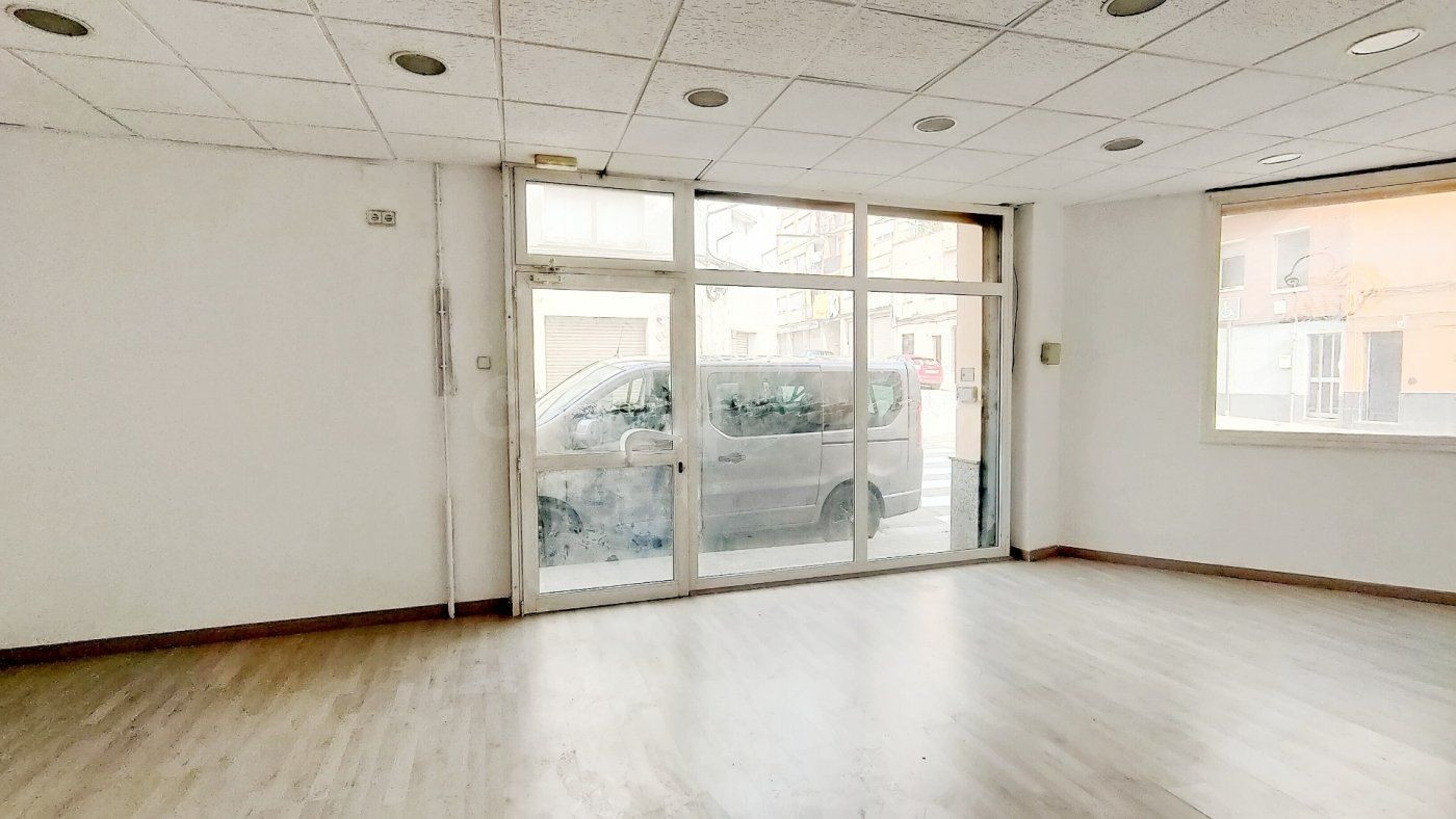 Local comercial en Sant Joan de Vilatorrada - foto 4