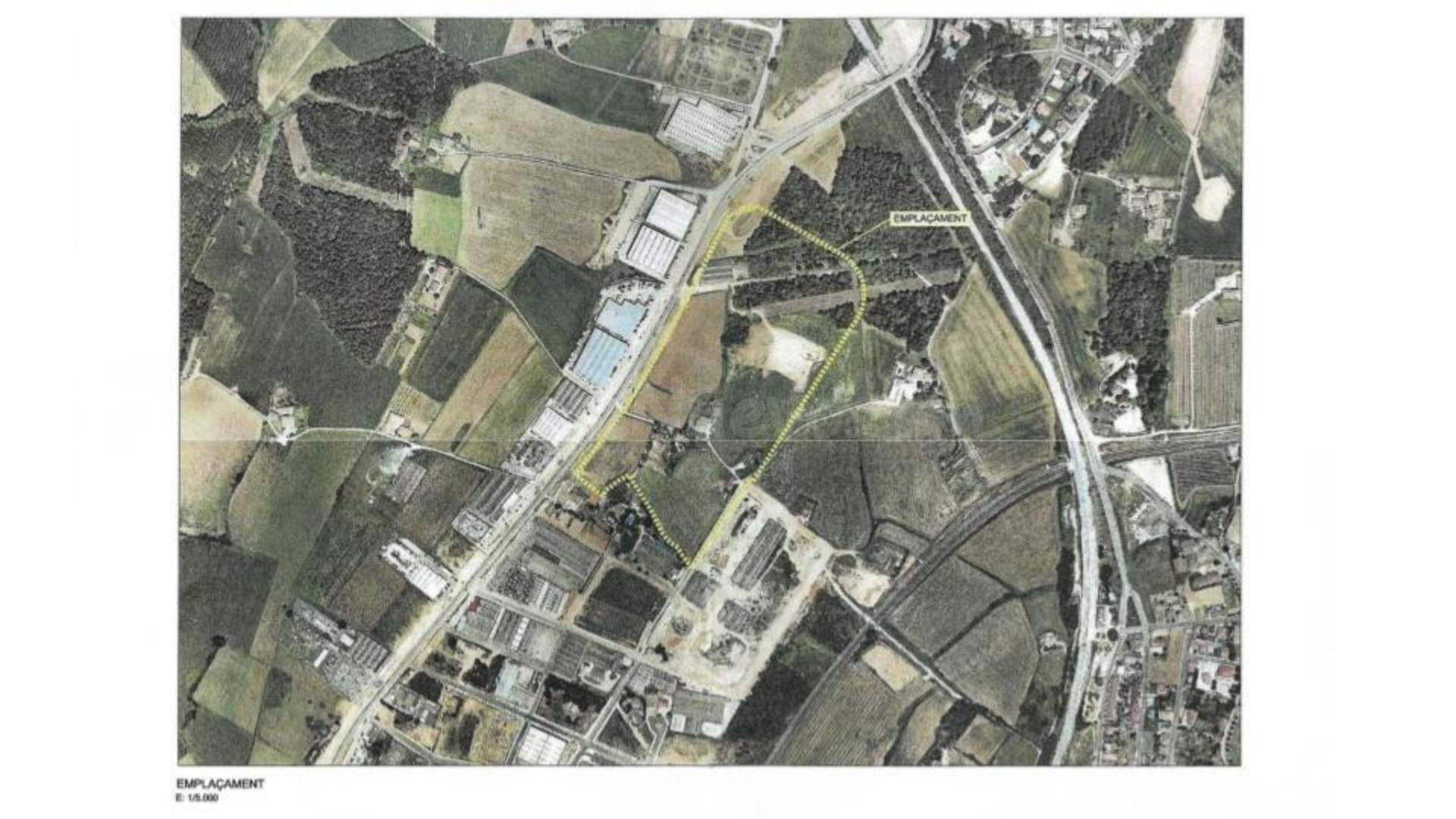 Suelo industrial parcelas  en venta en Fornells de la Selva 