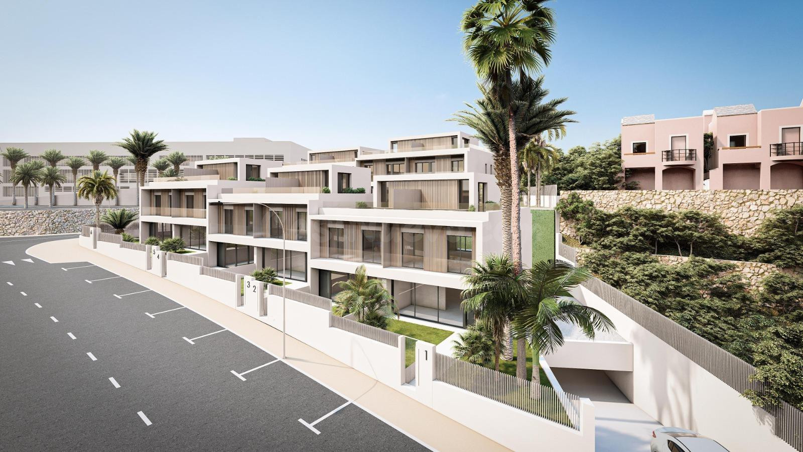VILLAS ADOSADAS CON VISTAS AL MAR Y JUNTO AL CAMPO DE GOLF
