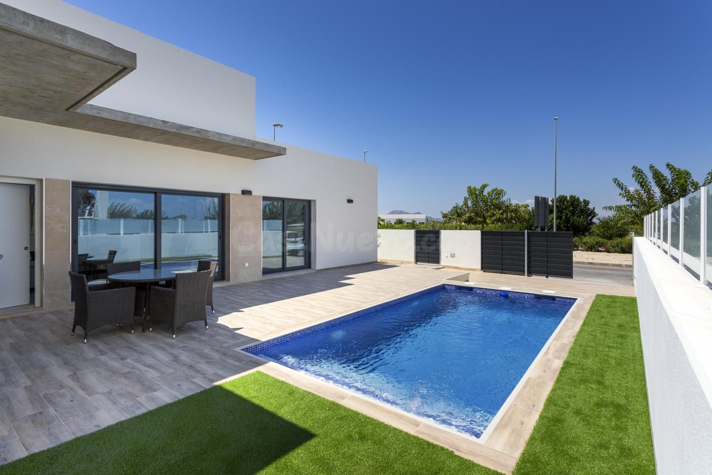 Bonita Villa Moderna en Daya Nueva (Alicante) - foto 4