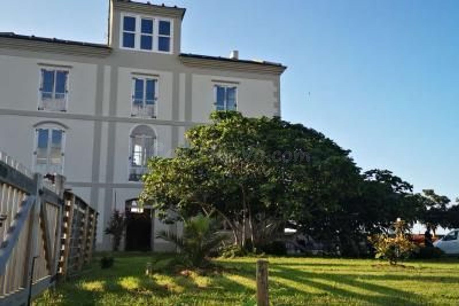 IMPRESIONANTE CASA INDIANA CON VISTAS AL MAR - foto 2