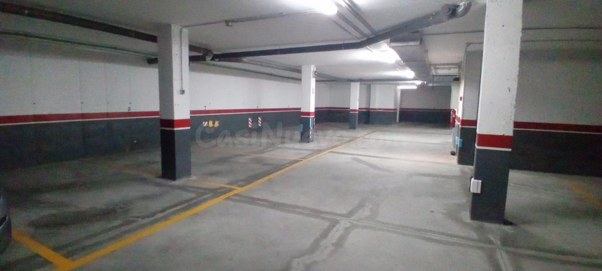 Se vende PLAZA DE GARAJE y TRASTERO en Tapia de Casariego
