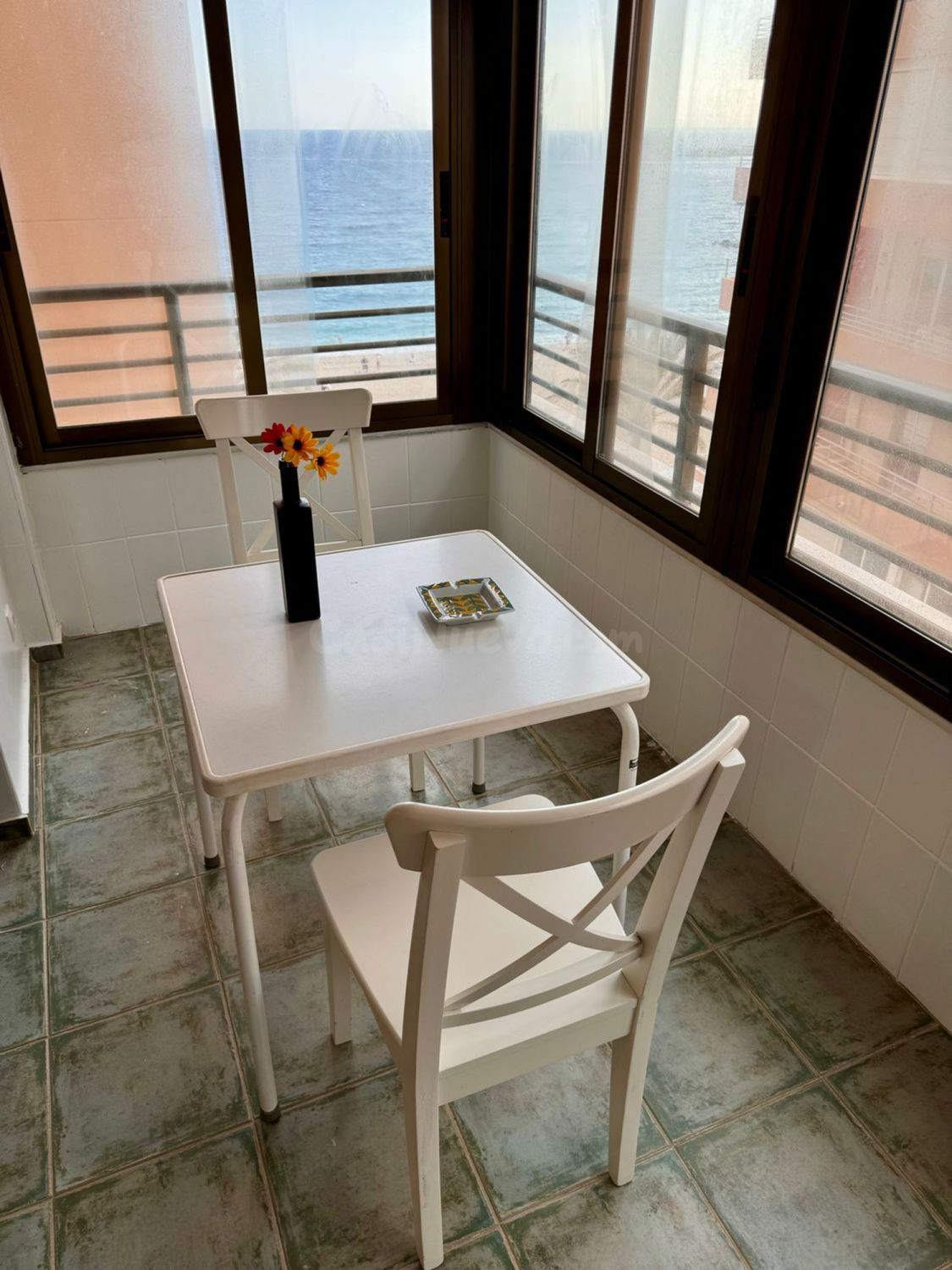 VENTA PISO REFORMADO CON VISTAS AL MAR JUNTO AL PASEO MARITI - foto 2