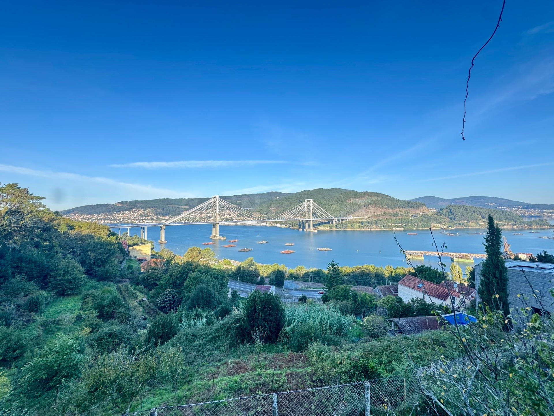 Impresionante vivienda con vistas panorámicas a la Ría de Vi - foto 2
