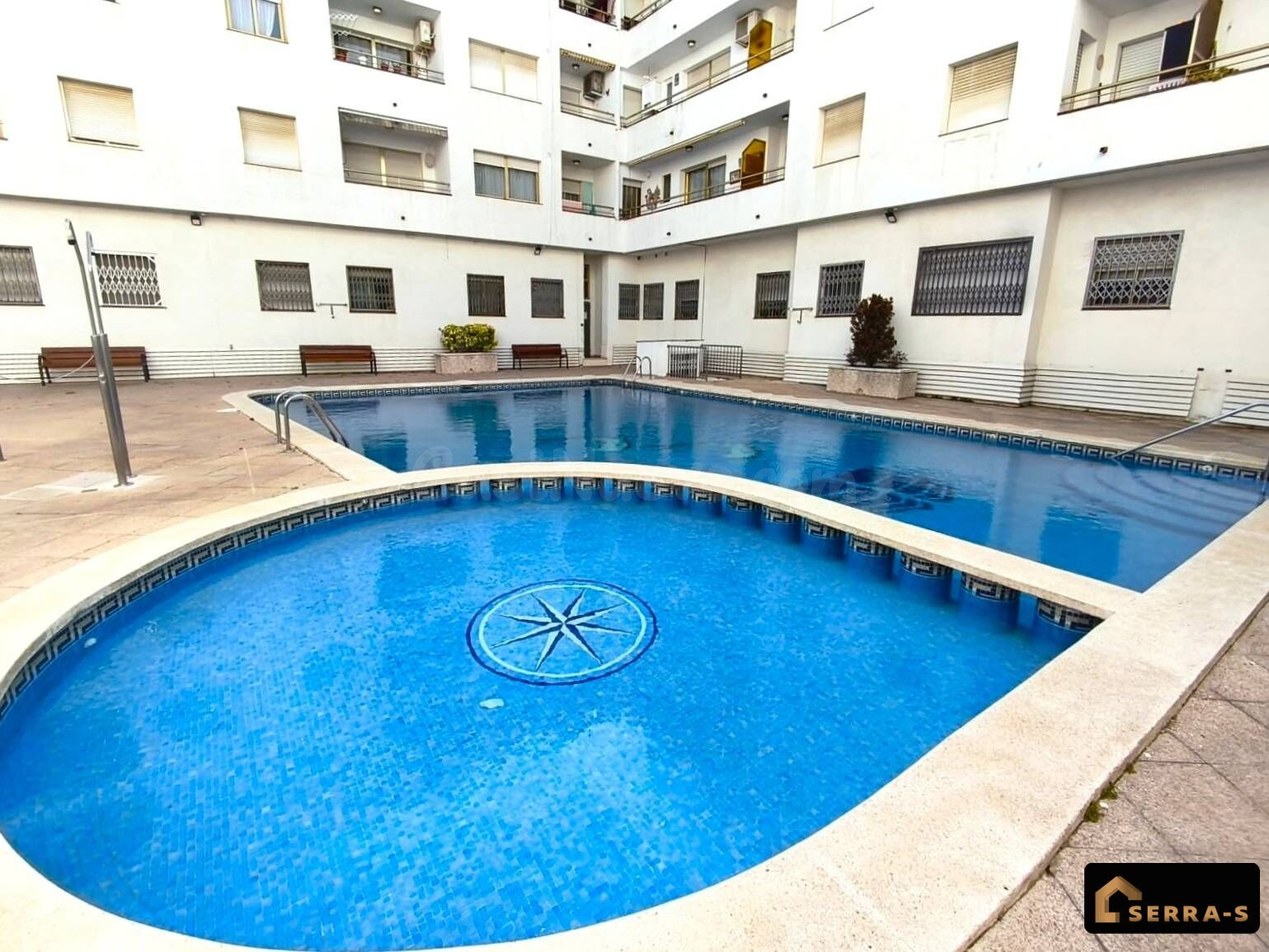 ¡ÁTICO-DÚPLEX EN PINEDA DE MAR, CON TERRAZA, PARKING Y PISCINA!