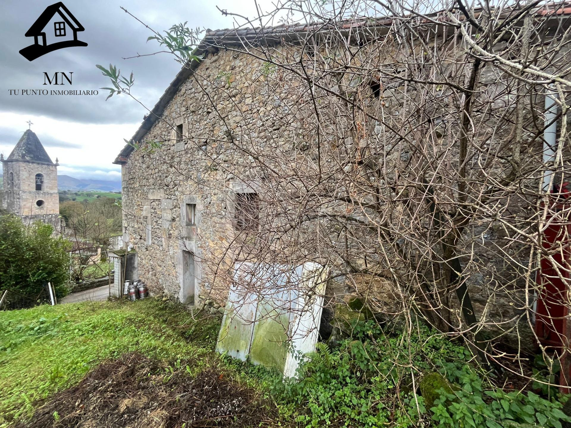 CASA INDEPENDIENTE CON PARCELA EN SANTIBÁÑEZ DE VILLACARRIED - foto 2