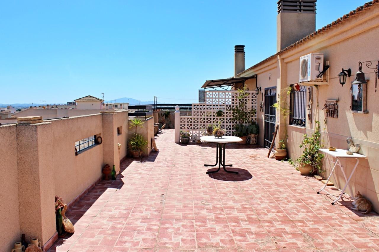 ATICO CON TERRAZA DE 113 M2