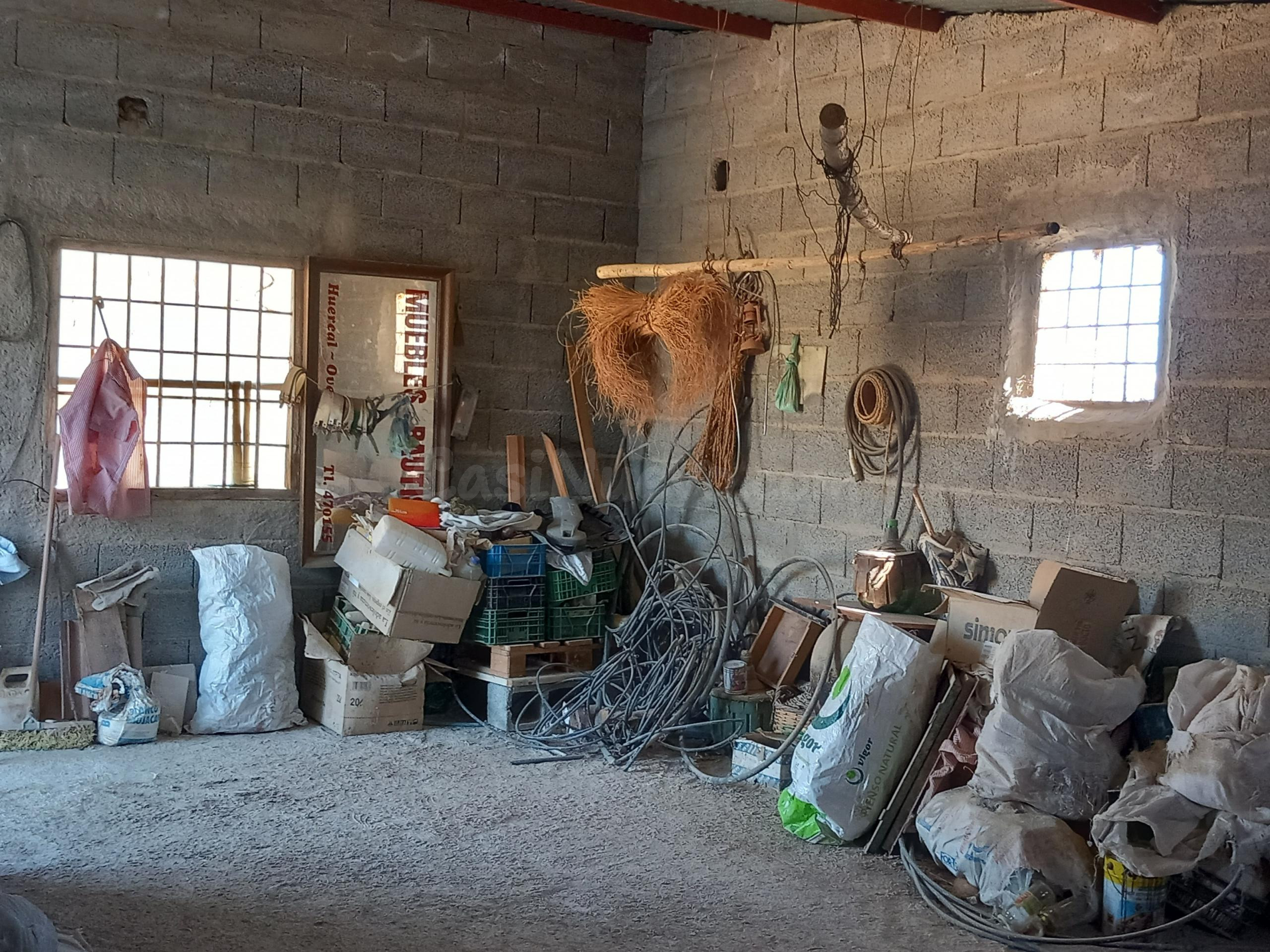 Cortijo a reformar con gran parcela junto a zona urbana - foto 4
