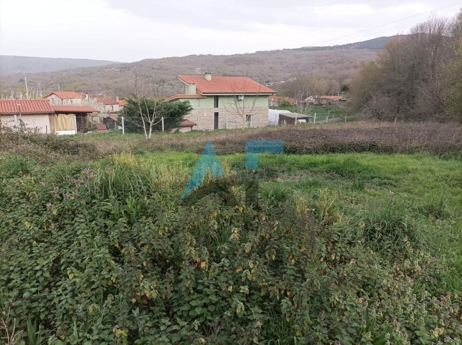 Terreno edificable de 862 m2 en Celanova: tu proyecto comien - foto 3