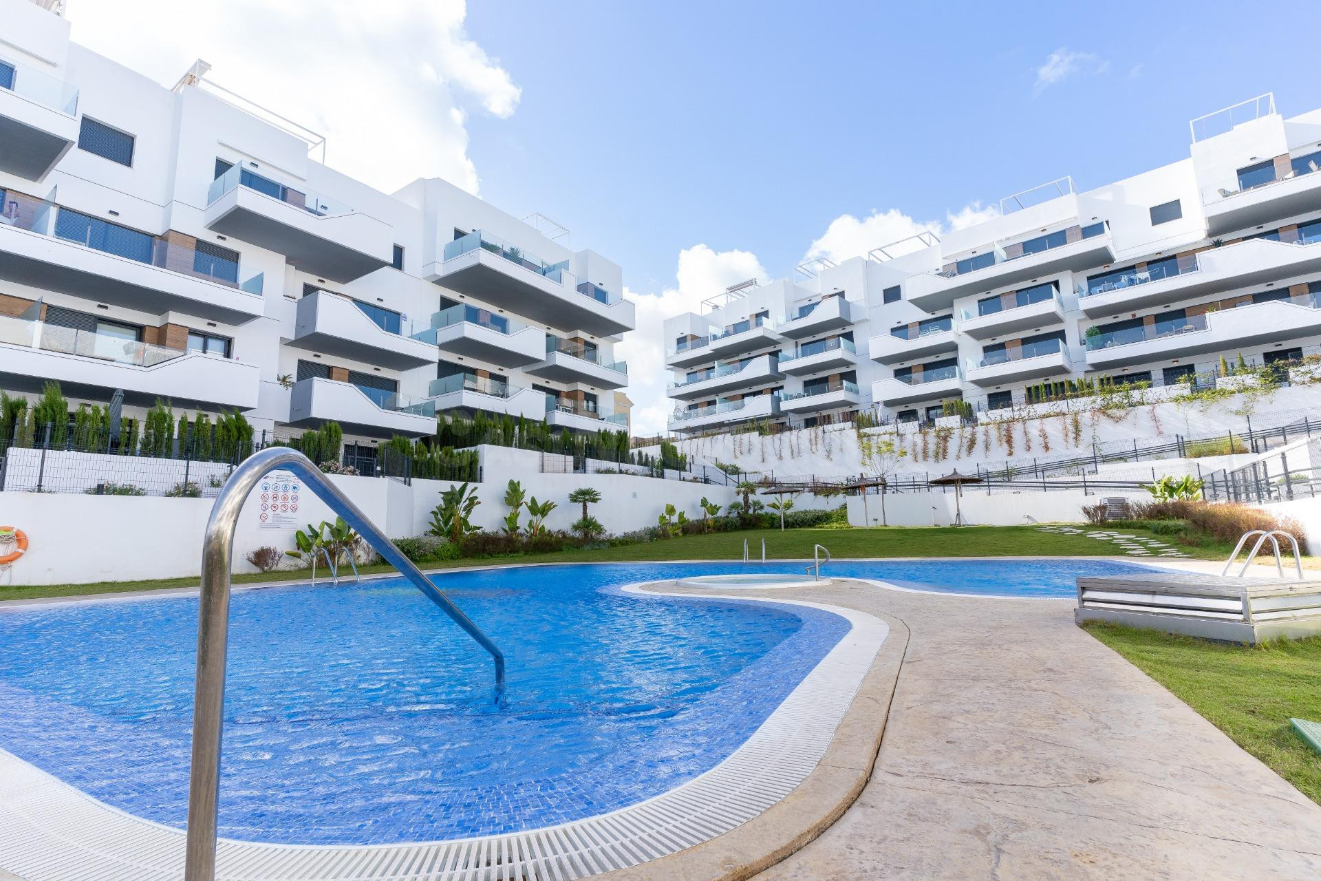 Apartamento con Solarium en Villamartin